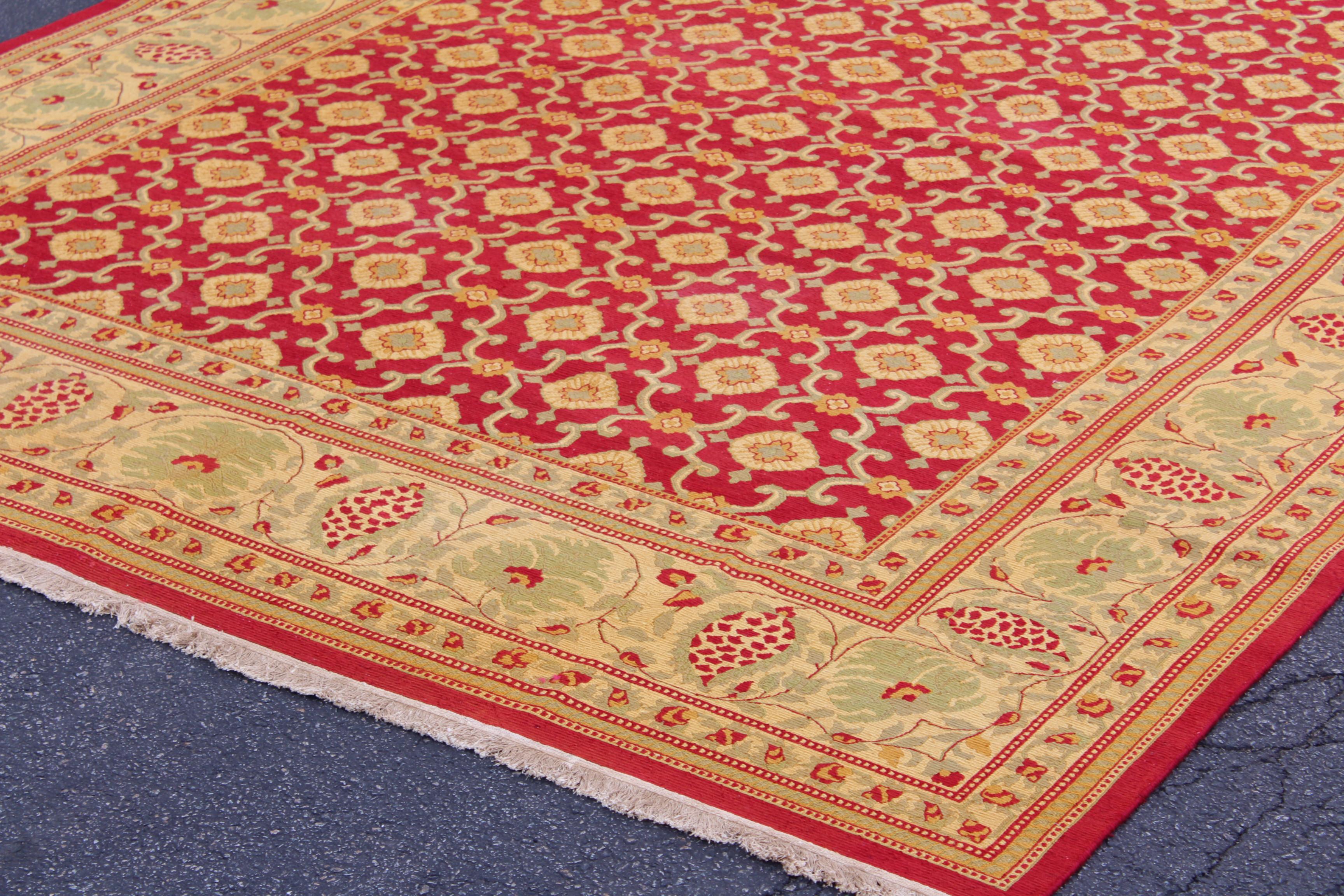 1940s Art Deco Oversize Rug from India In Good Condition In New York, NY