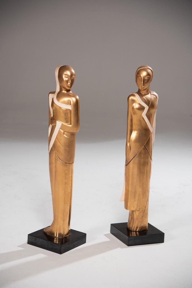 Ceramica Art Deco degli anni '40, coppia di sculture dorate molto rare