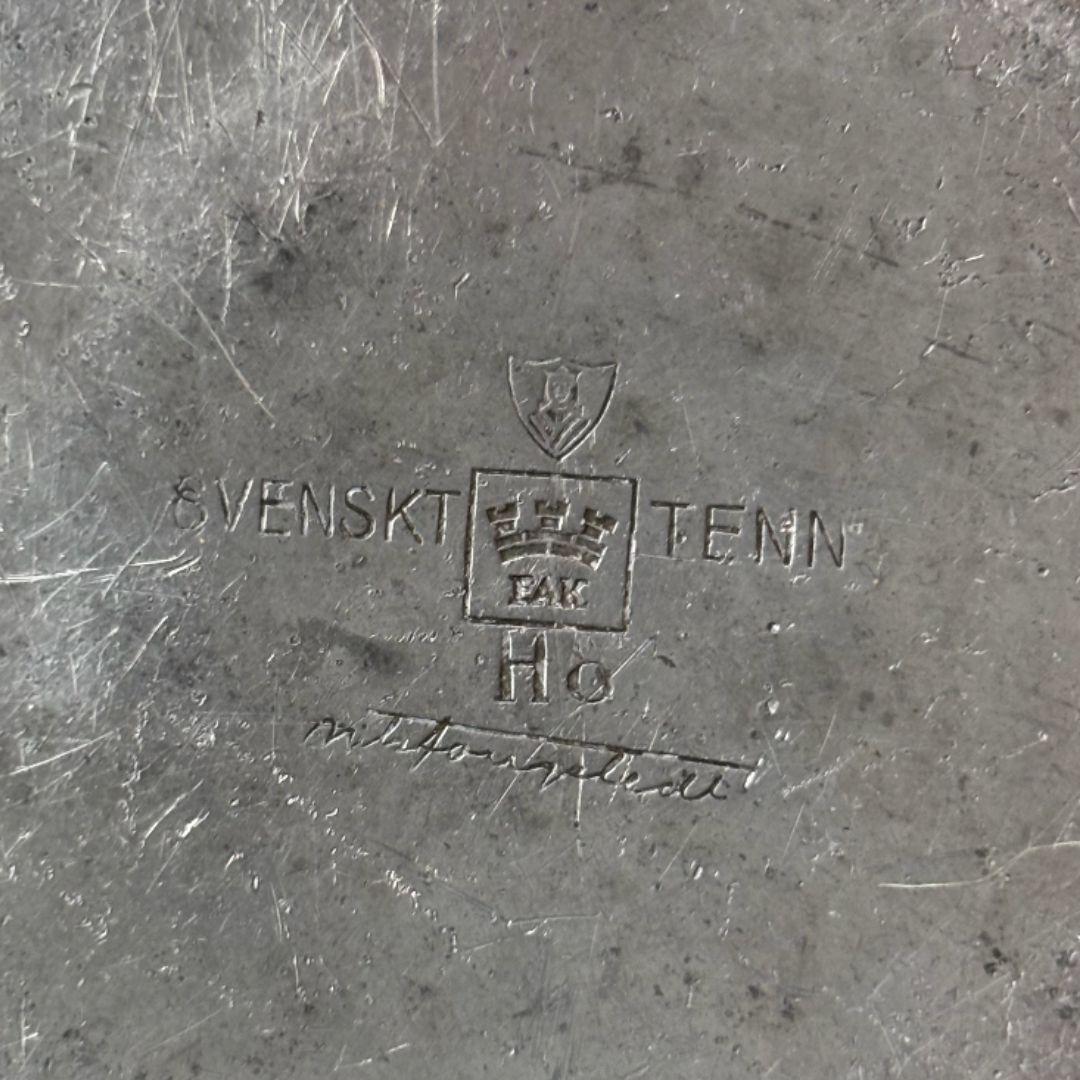 Lucidato Vaso in peltro lucido Art Deco degli anni '40 di Nils Fougstedt per Svenskt Tenn in vendita