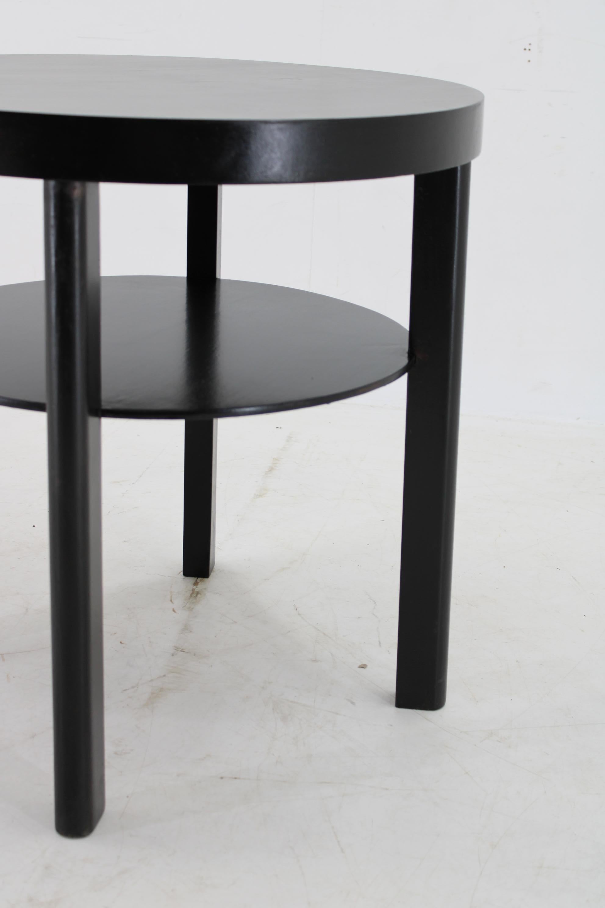 Wood 1940s Art Deco Round Coffee Table , Czechoslovakia For Sale