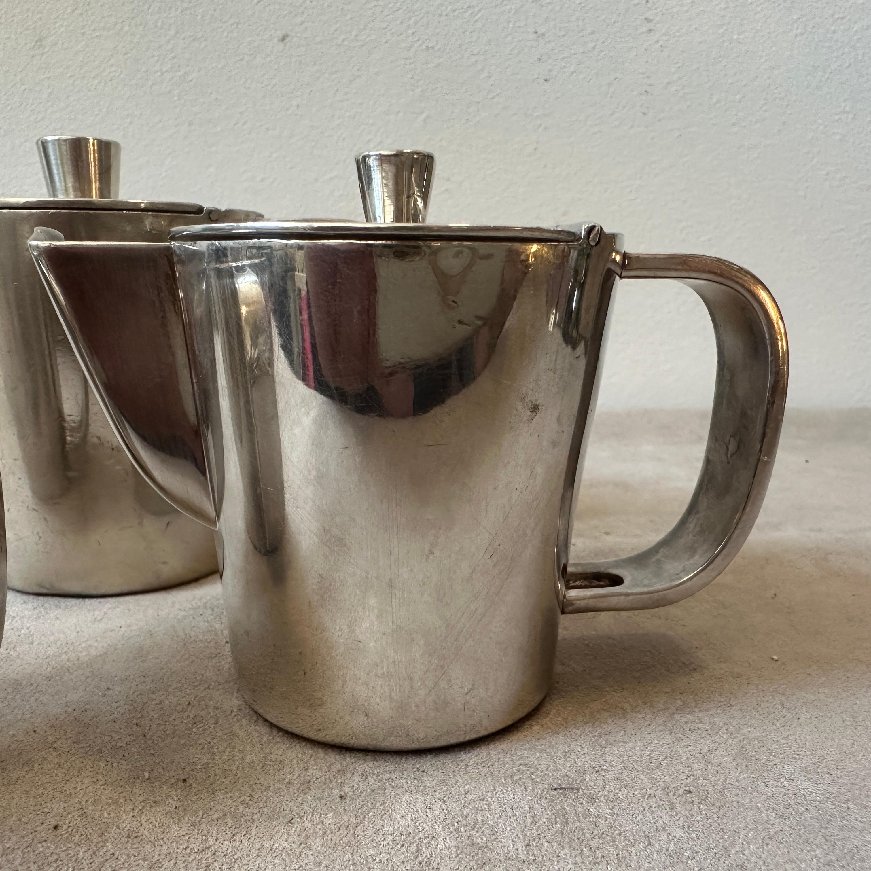 1940er Art Deco Satz von drei Alpaka Kaffeekannen von Krupp Entworfen von Gio Ponti im Angebot 6