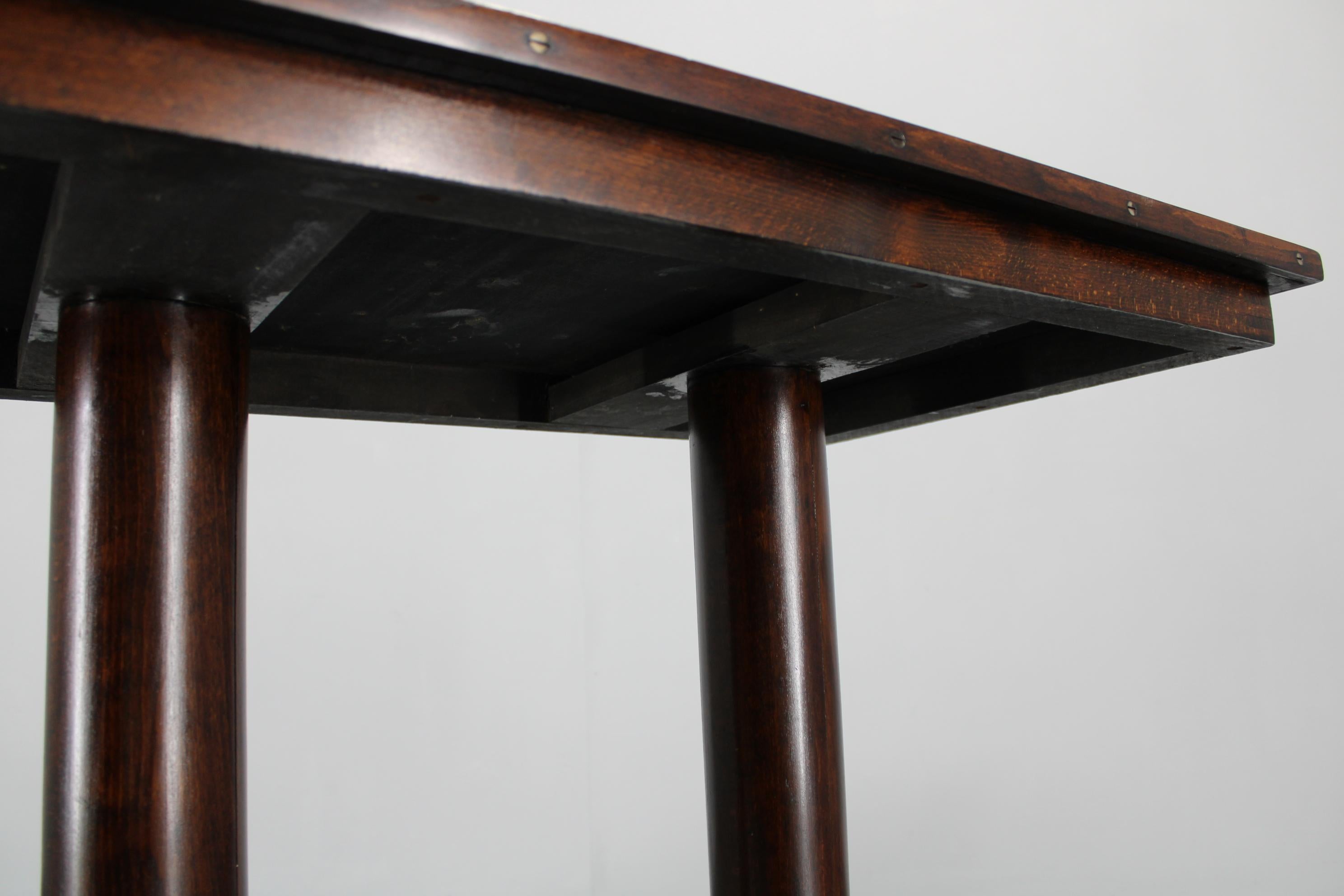 1940s Art Deco Side Table, Czechoslovakia For Sale 5