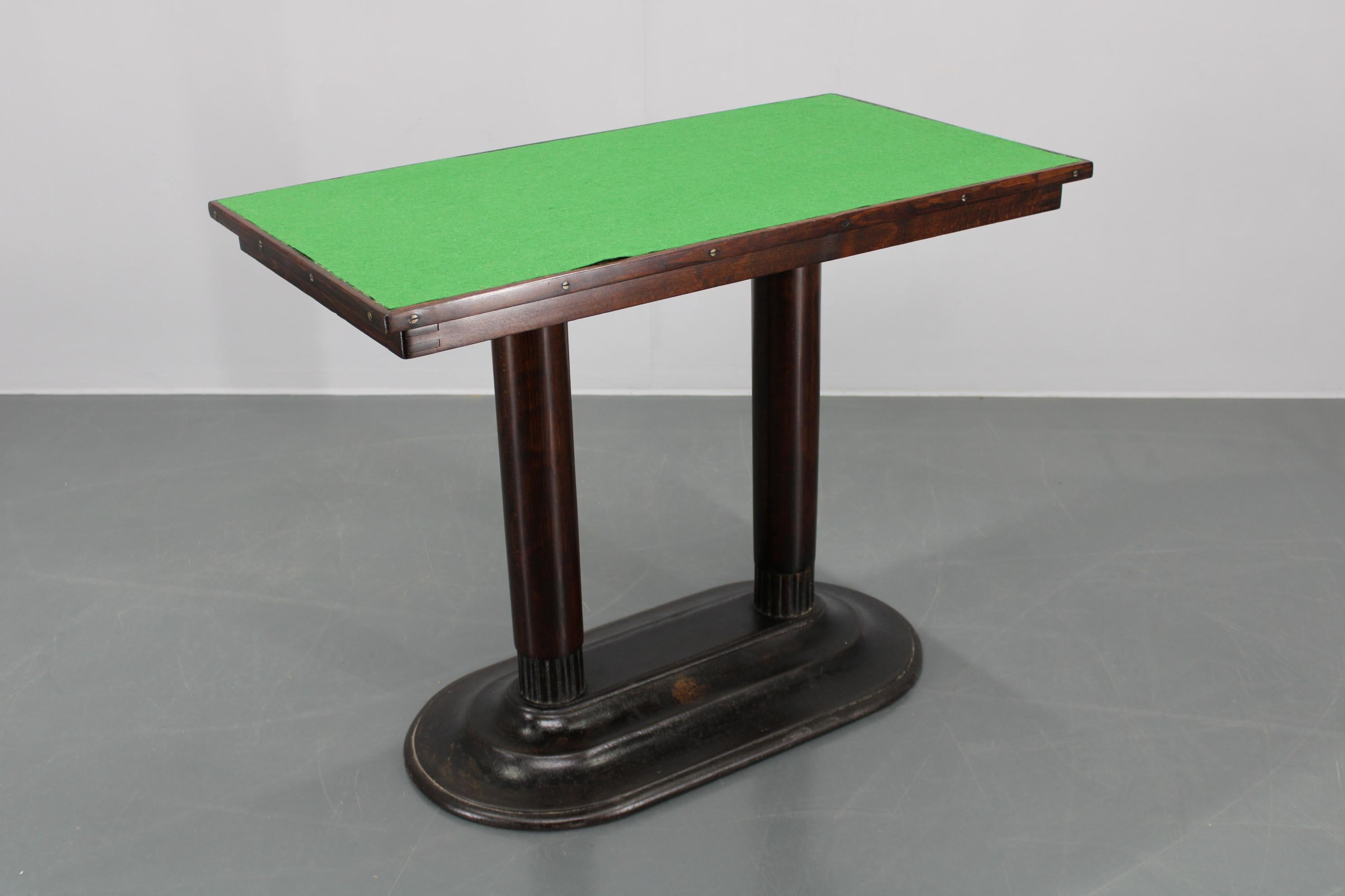 1940s Art Deco Side Table, Czechoslovakia For Sale 1