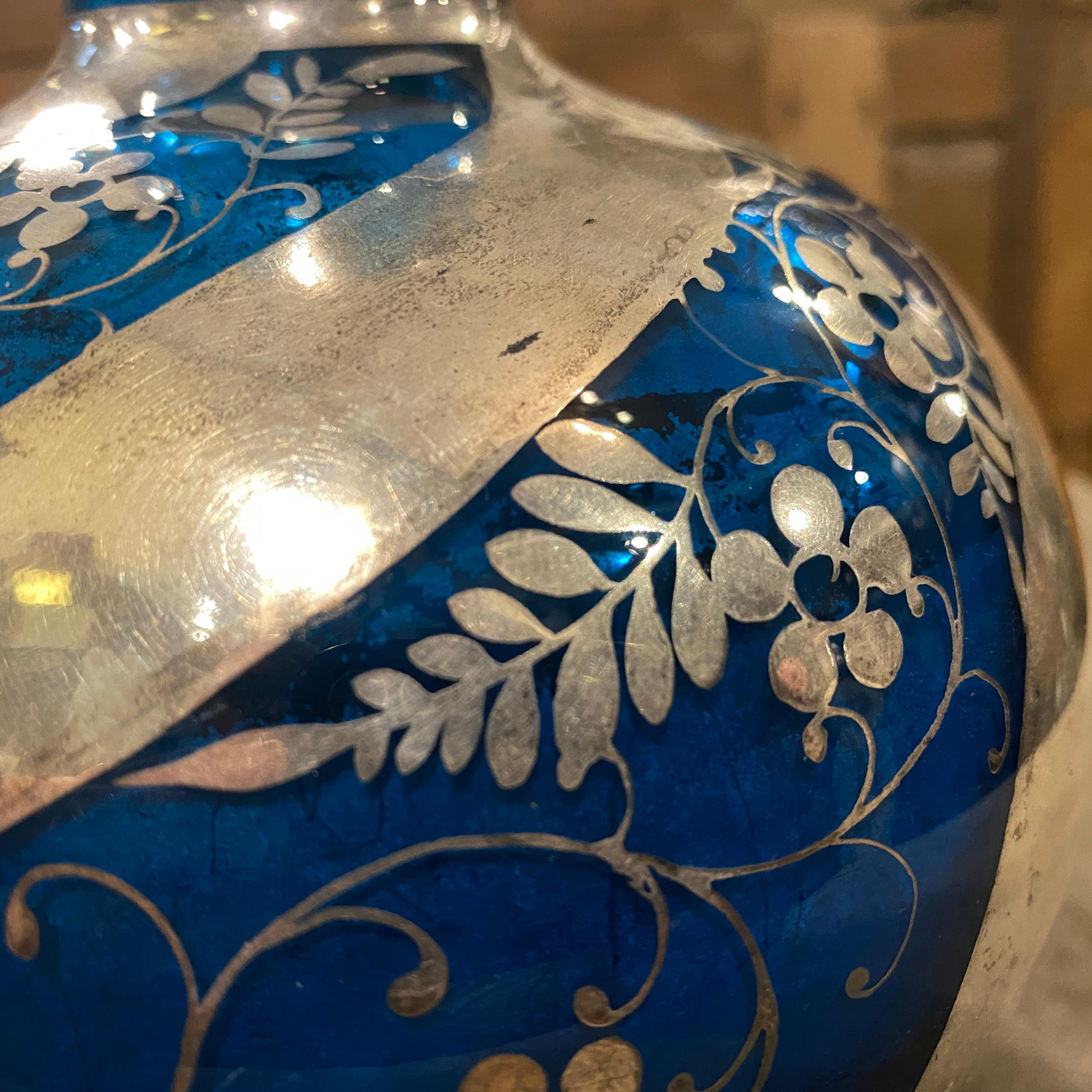 Vase italien en argent et verre bleu Art déco des années 1940 en vente 4