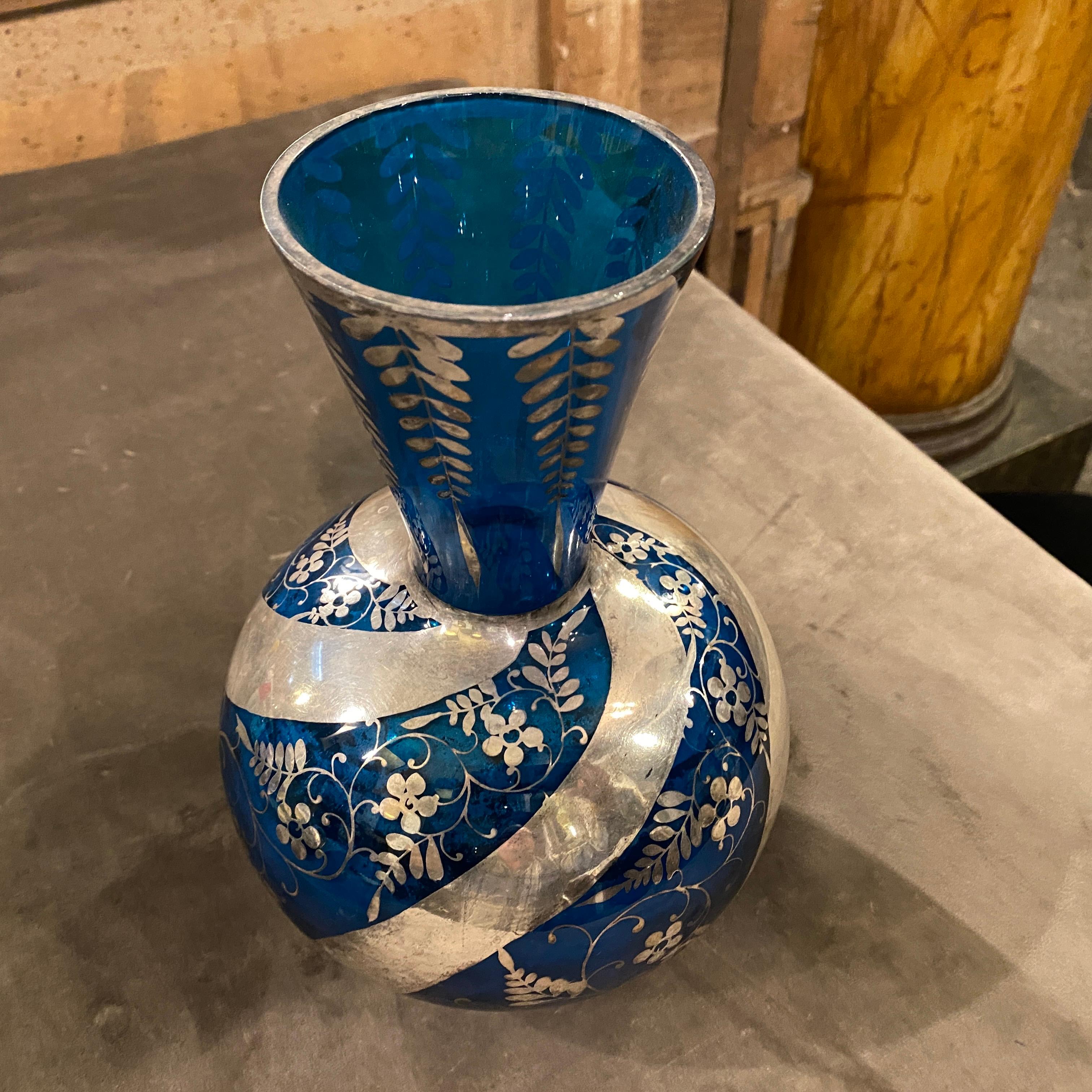 Vase italien en argent et verre bleu Art déco des années 1940 en vente 6