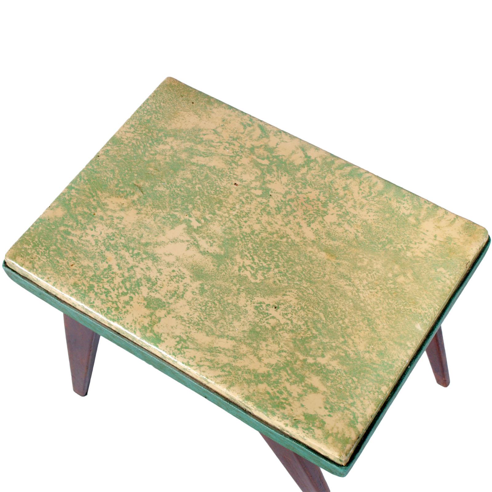 Tan France Auction Pick

Midcentury Art Deco stool, walnut, plasticized printed fabric, Gio Ponti attributed.

Measures cm: H 37, W 44, D 32.