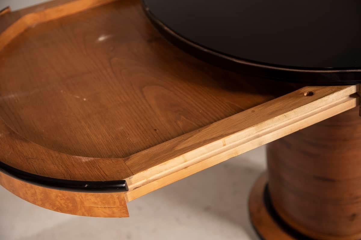 1940s Art Deco Walnut Wood & Brass Leg, Black Glass Oval Table, extendable For Sale 2