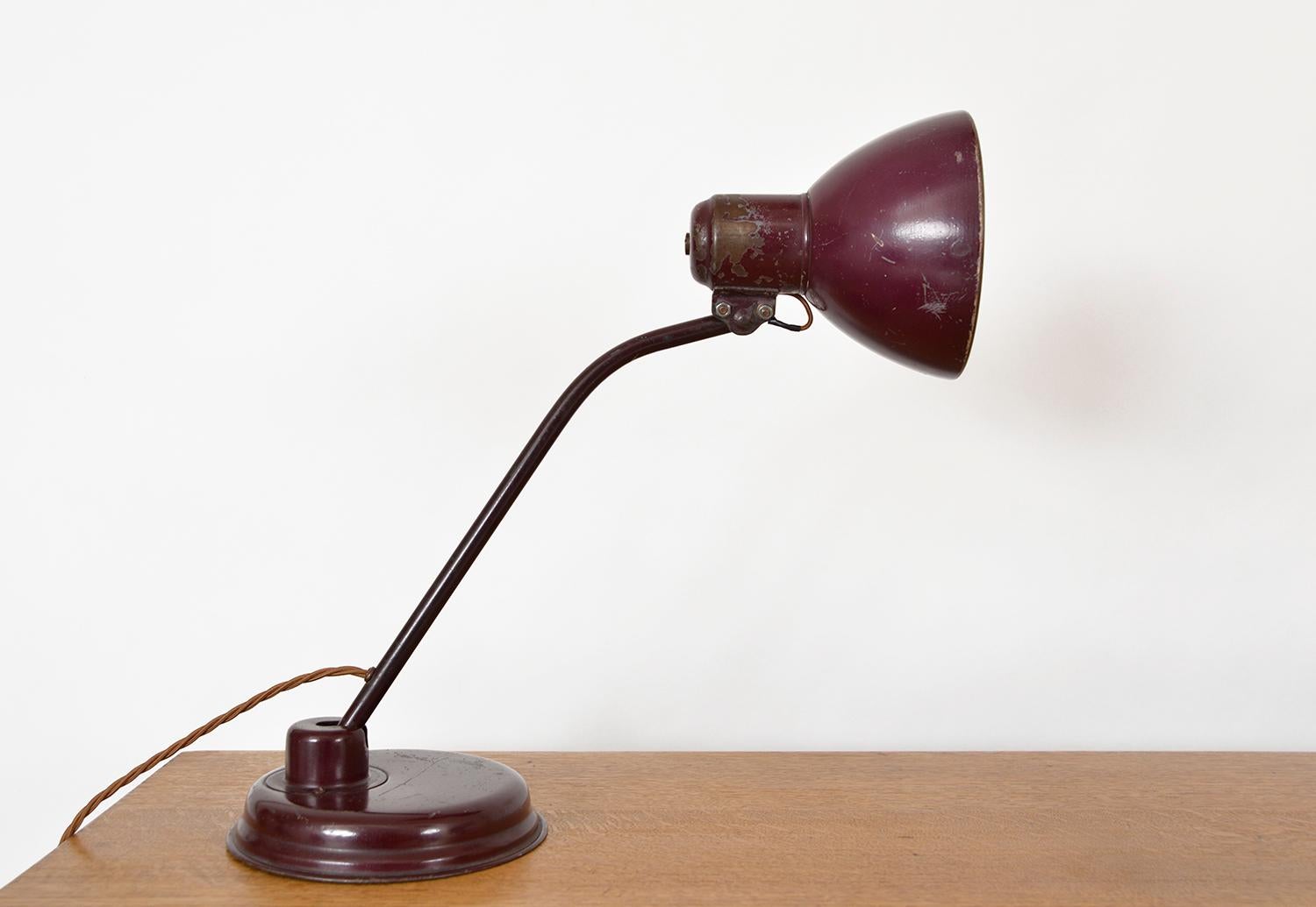 Mid-20th Century 1940s Articulated German Industrial Metal Office Desk Task Lamp Patina Burgundy