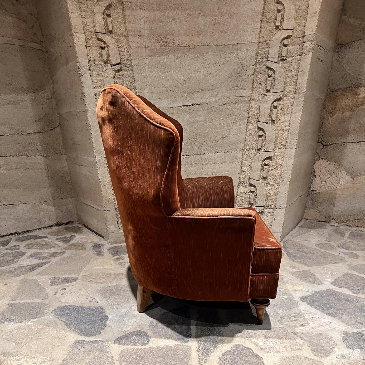 1940s Arturo Pani Sophisticated Wingback Lounge Chair Mexico City 1