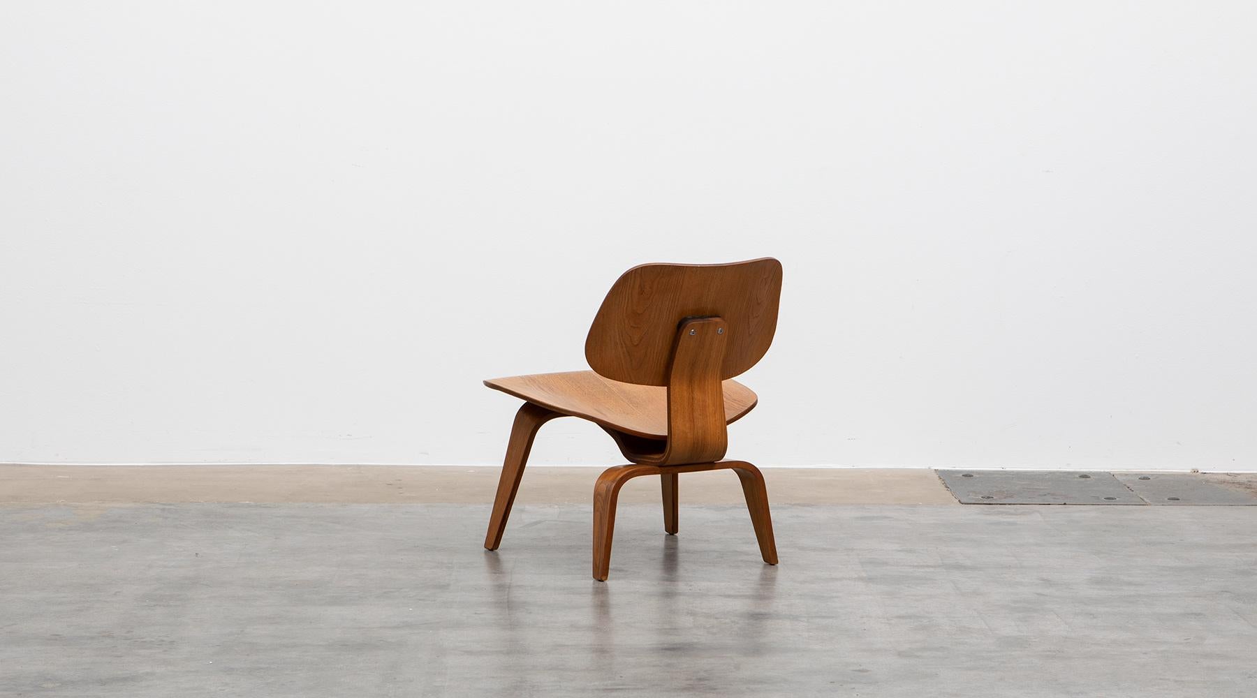 American 1940s Ash Plywood LCW Chair by Charles and Ray Eames 