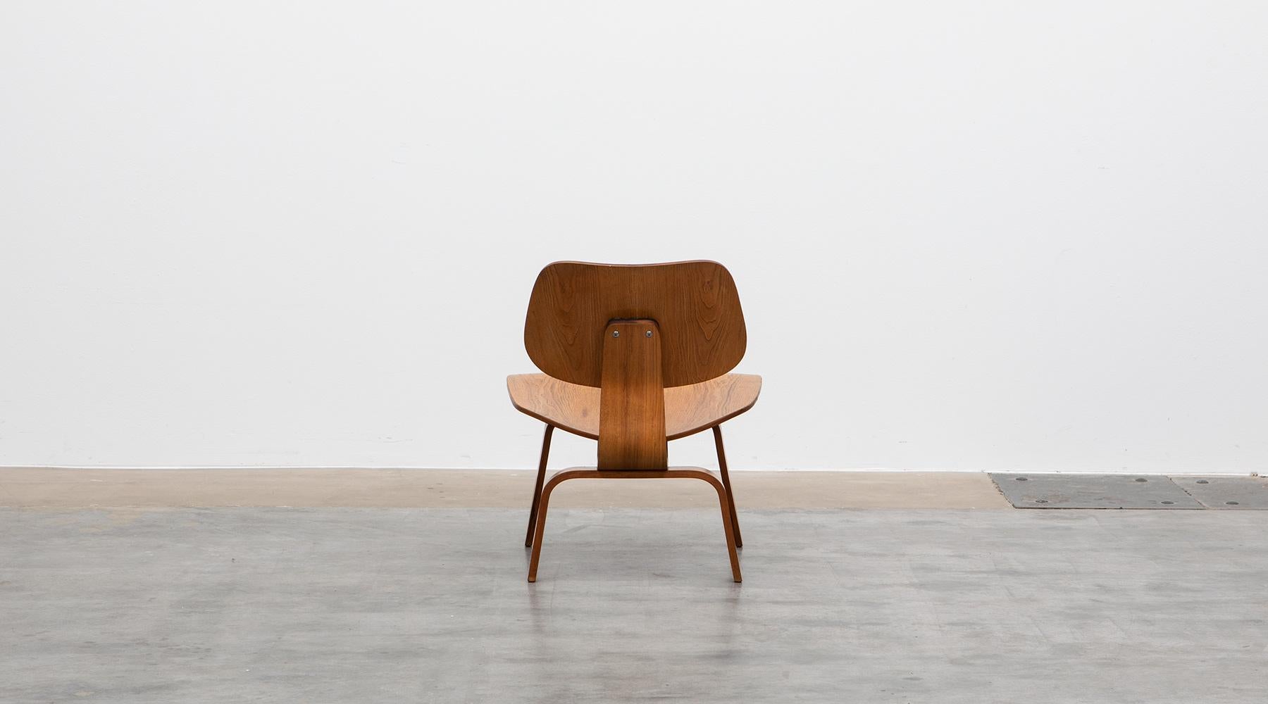 1940s Ash Plywood LCW Chair by Charles and Ray Eames 