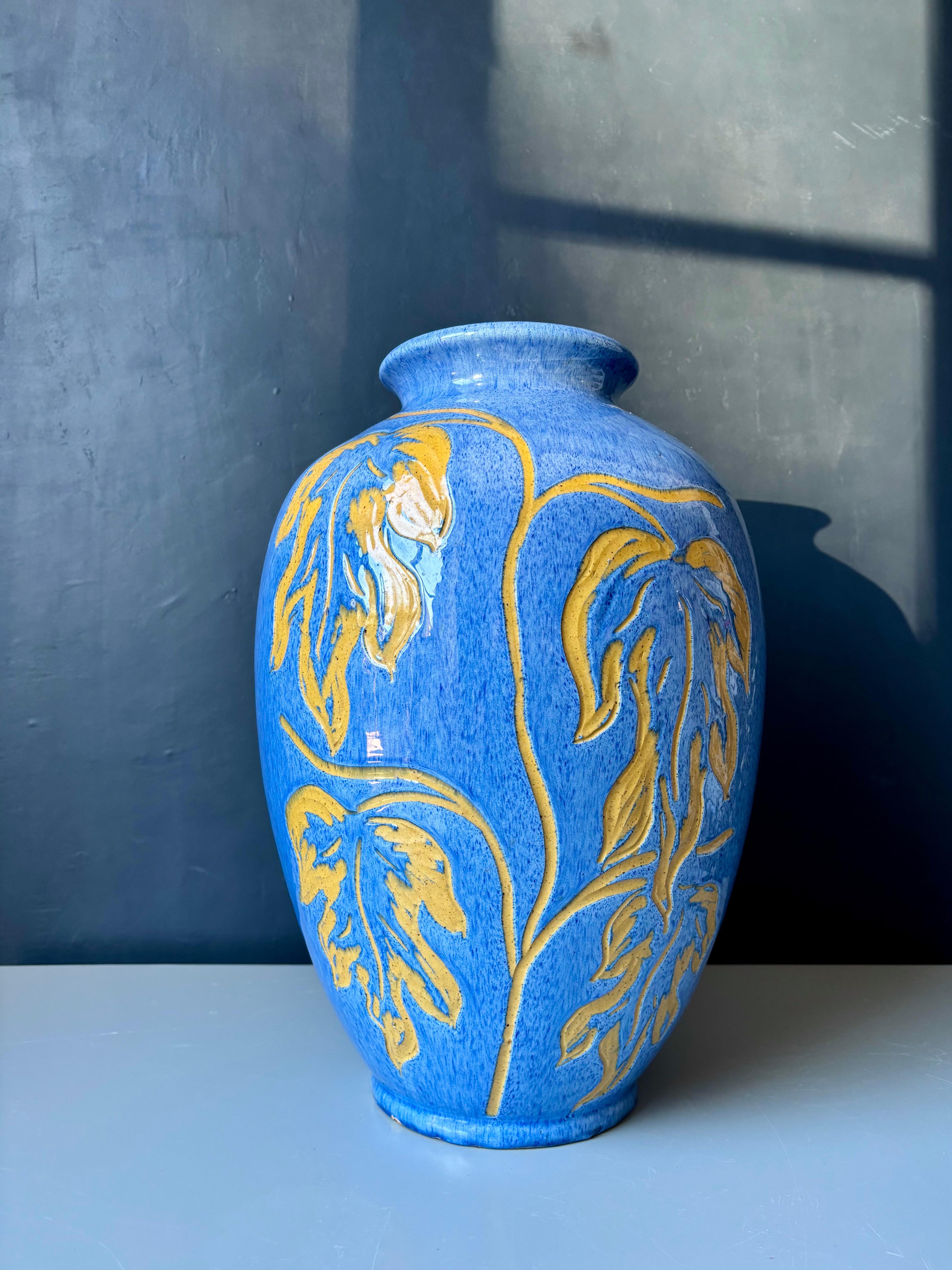 Danese Vaso da terra XL 1940 azzurro Art Nouveau di Carl Viggo Larsen, Danimarca in vendita