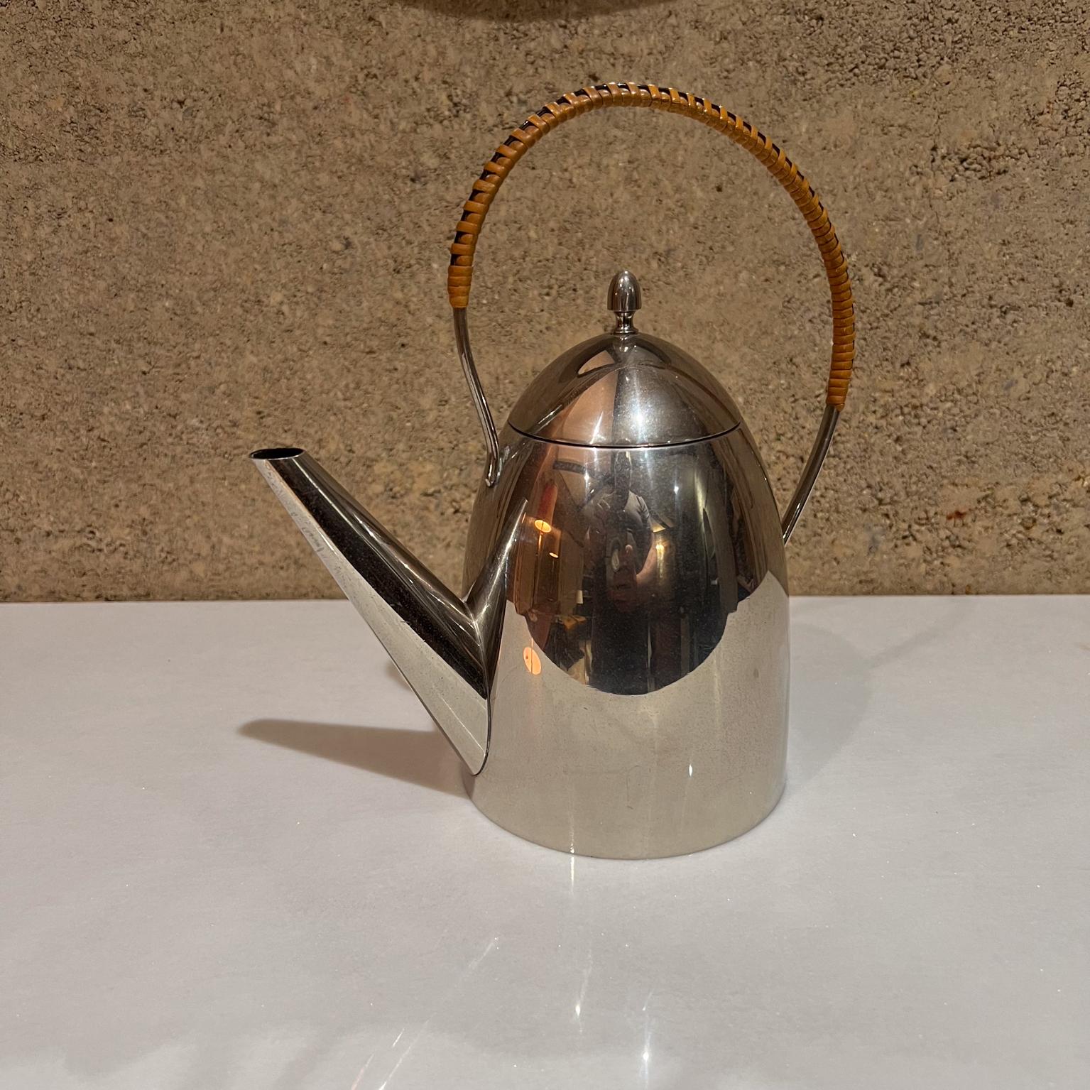 1940er Jahre Bauhaus Edelstahl Teekessel Kanne Stil Peter Behrens im Angebot 3