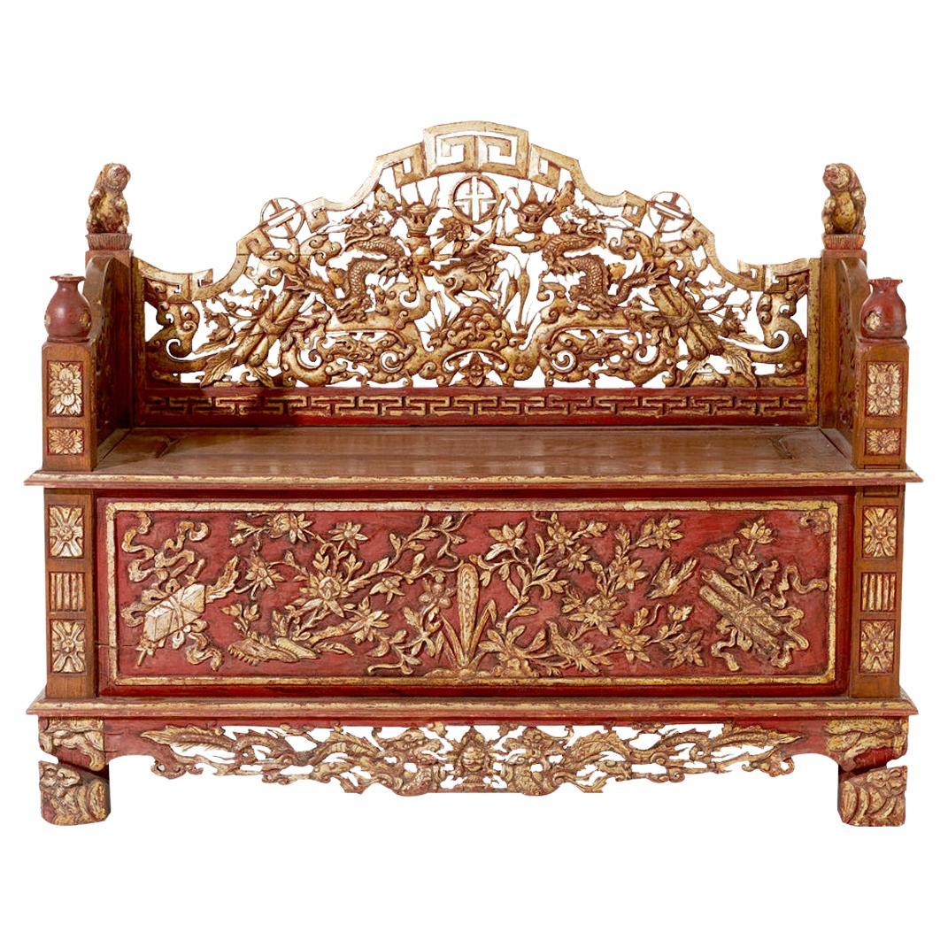 1940s Beautiful & Compact Chinese Red Lacquered Carved Gilt Wood Coffer/Bench