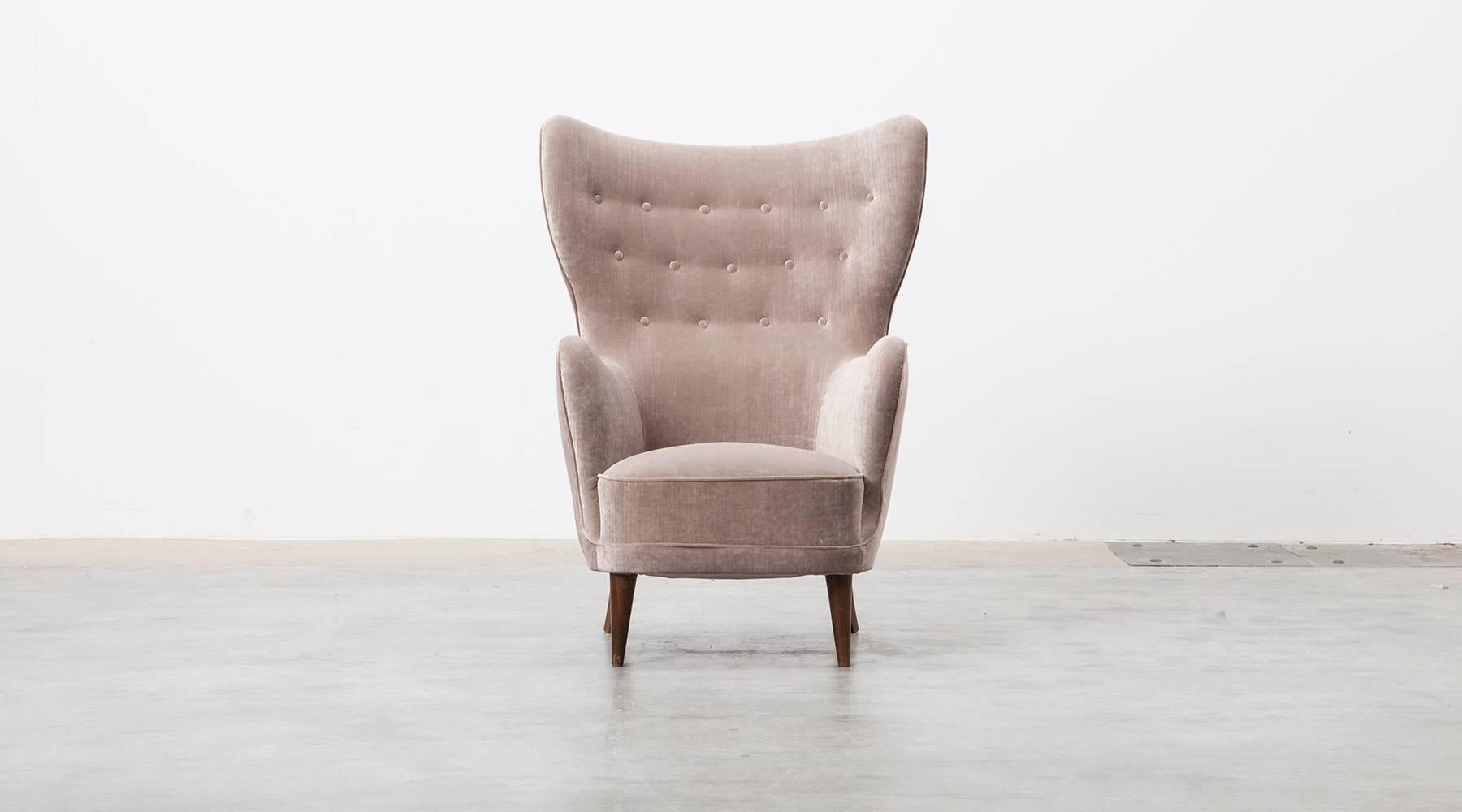 Danish 1940s Beige Fabric on Beech Legs Lounge Chairs