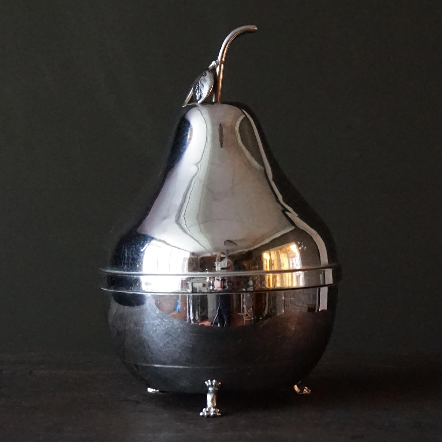 Mid-Century moderno Cantina per liquori MCM Art-Deco belga degli anni '40 con caraffa di vaselina e 6 bicchieri in vendita