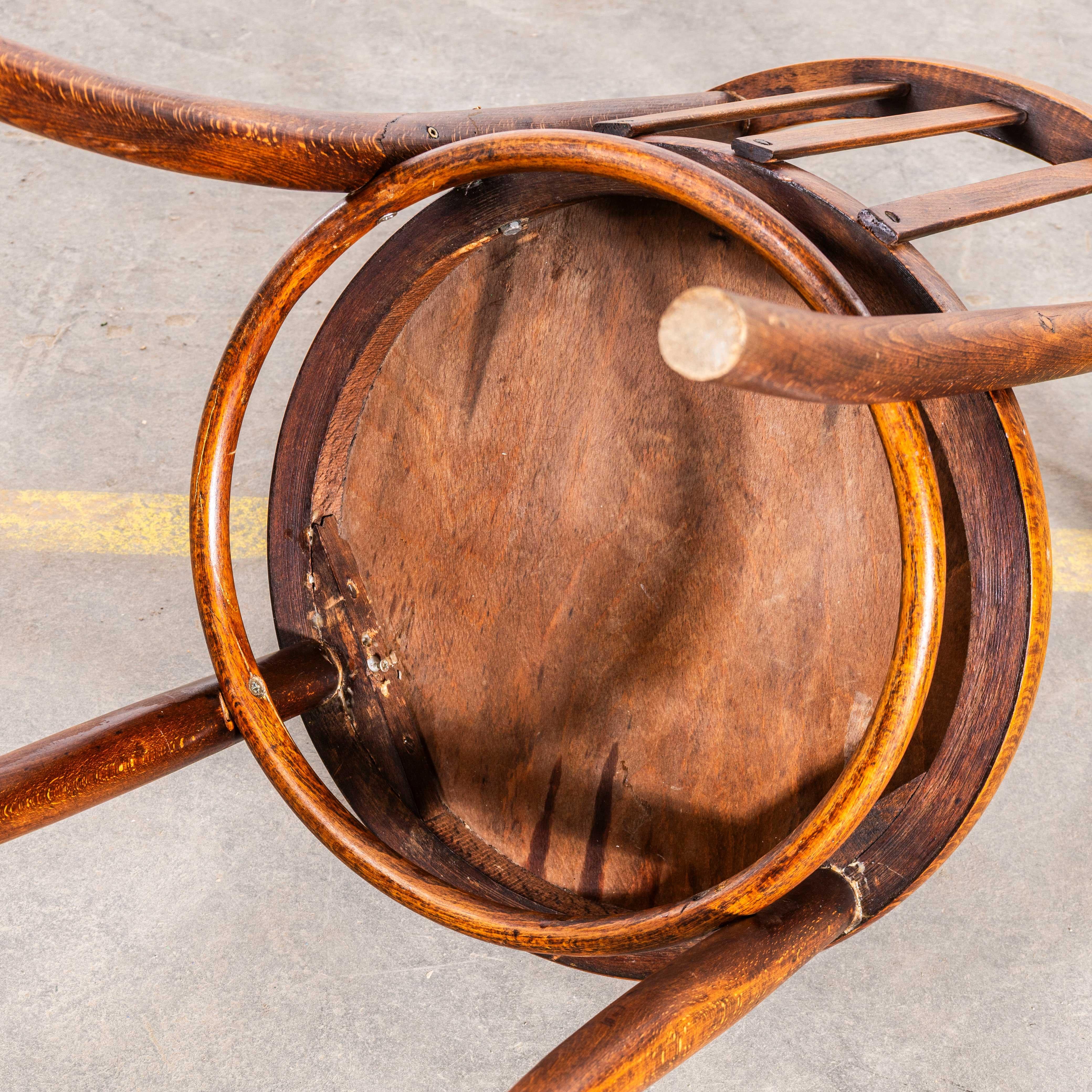 Fauteuils de salle à manger Debrecen en bentwood des années 1940 - Paire en vente 2
