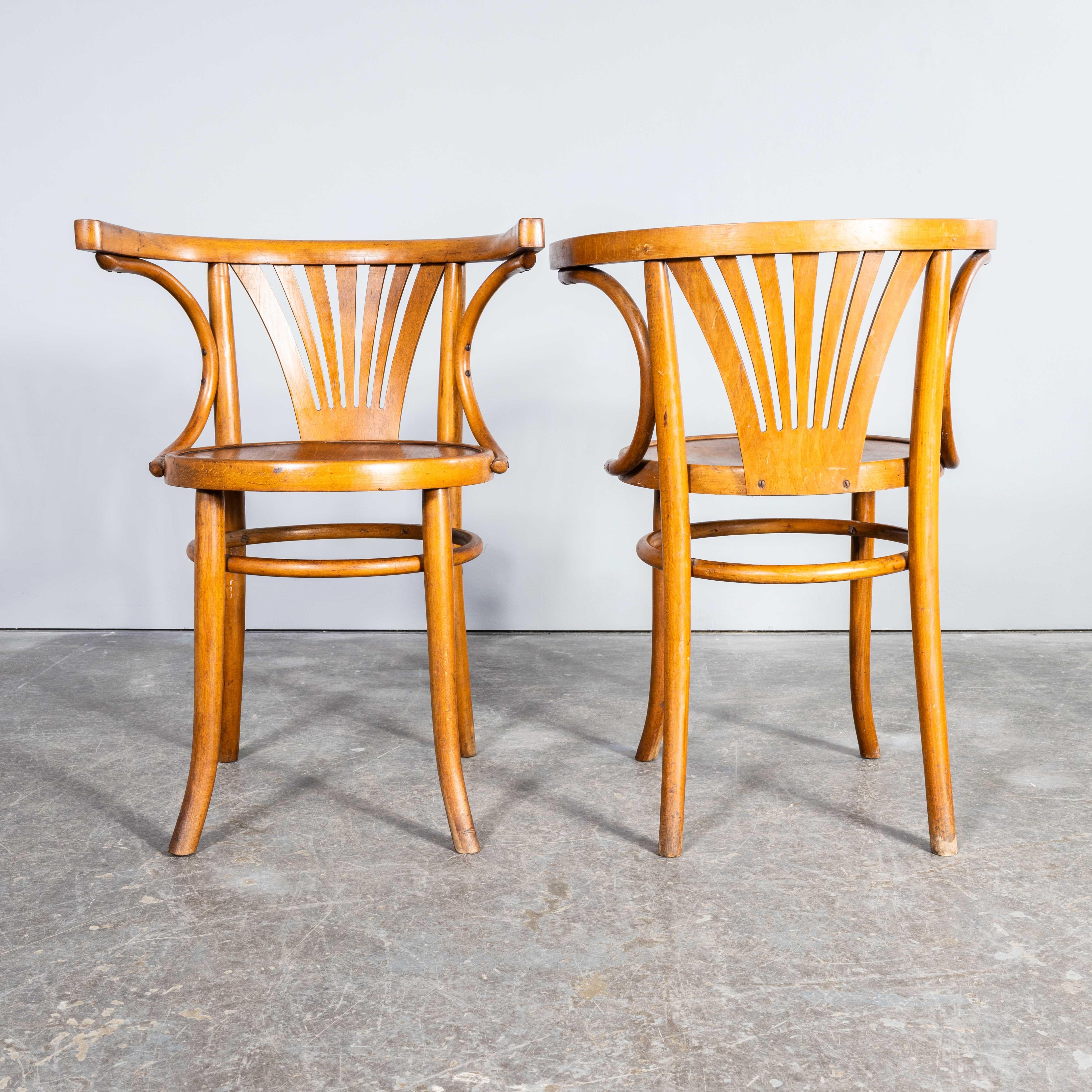 Mid-20th Century 1940’s Bentwood Debrecen Fan Back Dining Chairs – Light Oak Pair For Sale