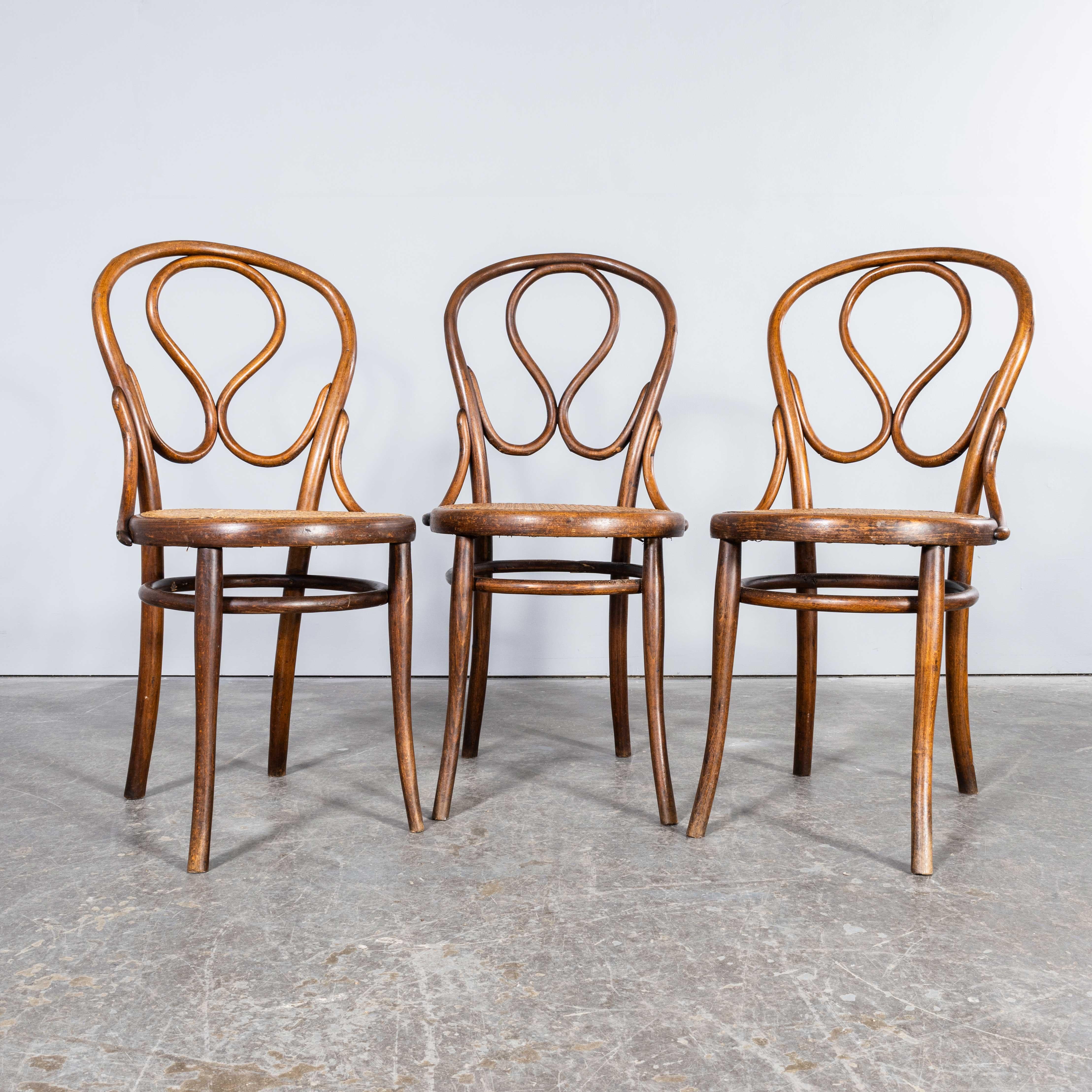 1940’s Bentwood Debrecen Hoop Dining Chairs - Set Of Three In Good Condition For Sale In Hook, Hampshire