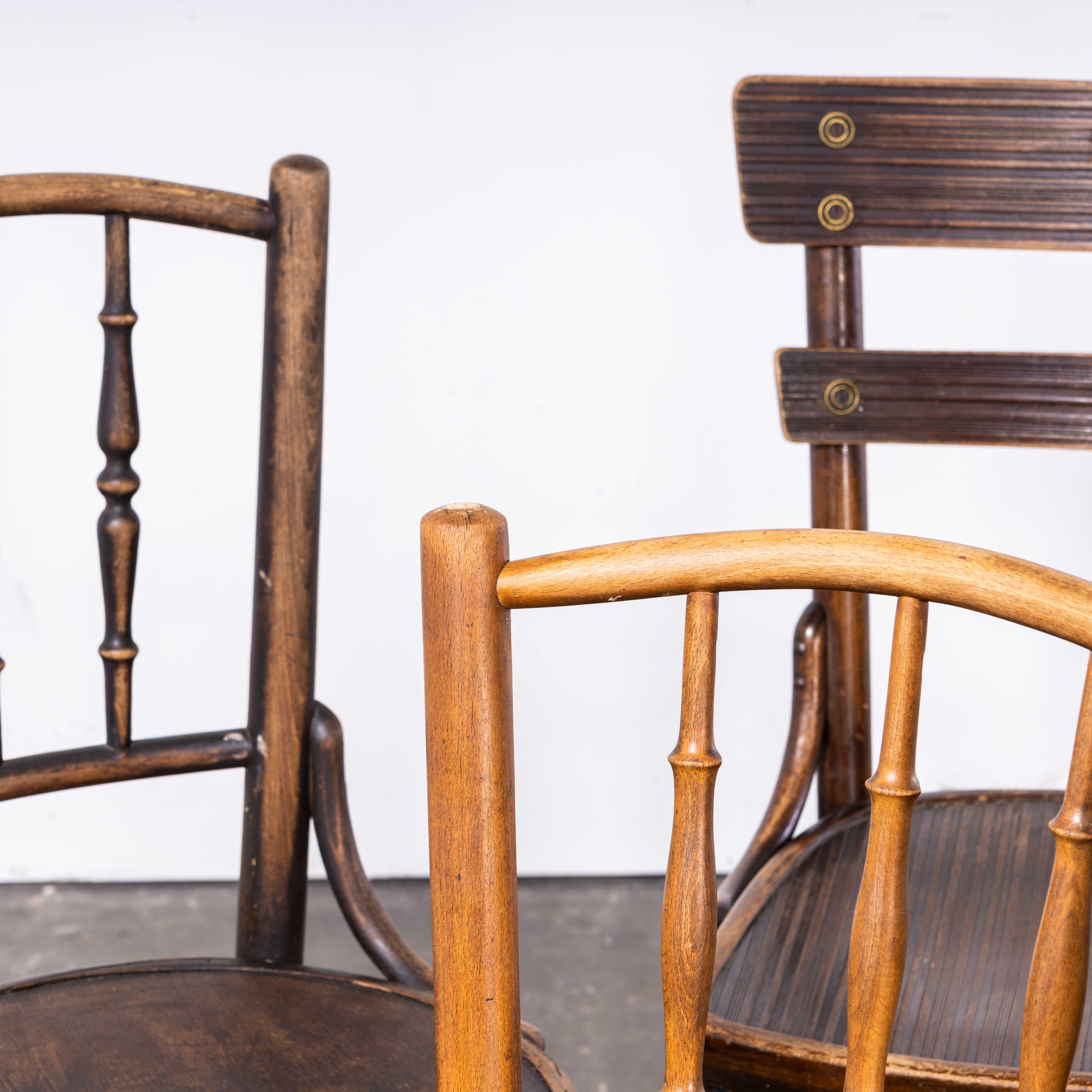 1940's Bentwood Debrecen Spindle Back Dining Chairs - Mixed - Good Qty Av For Sale 6