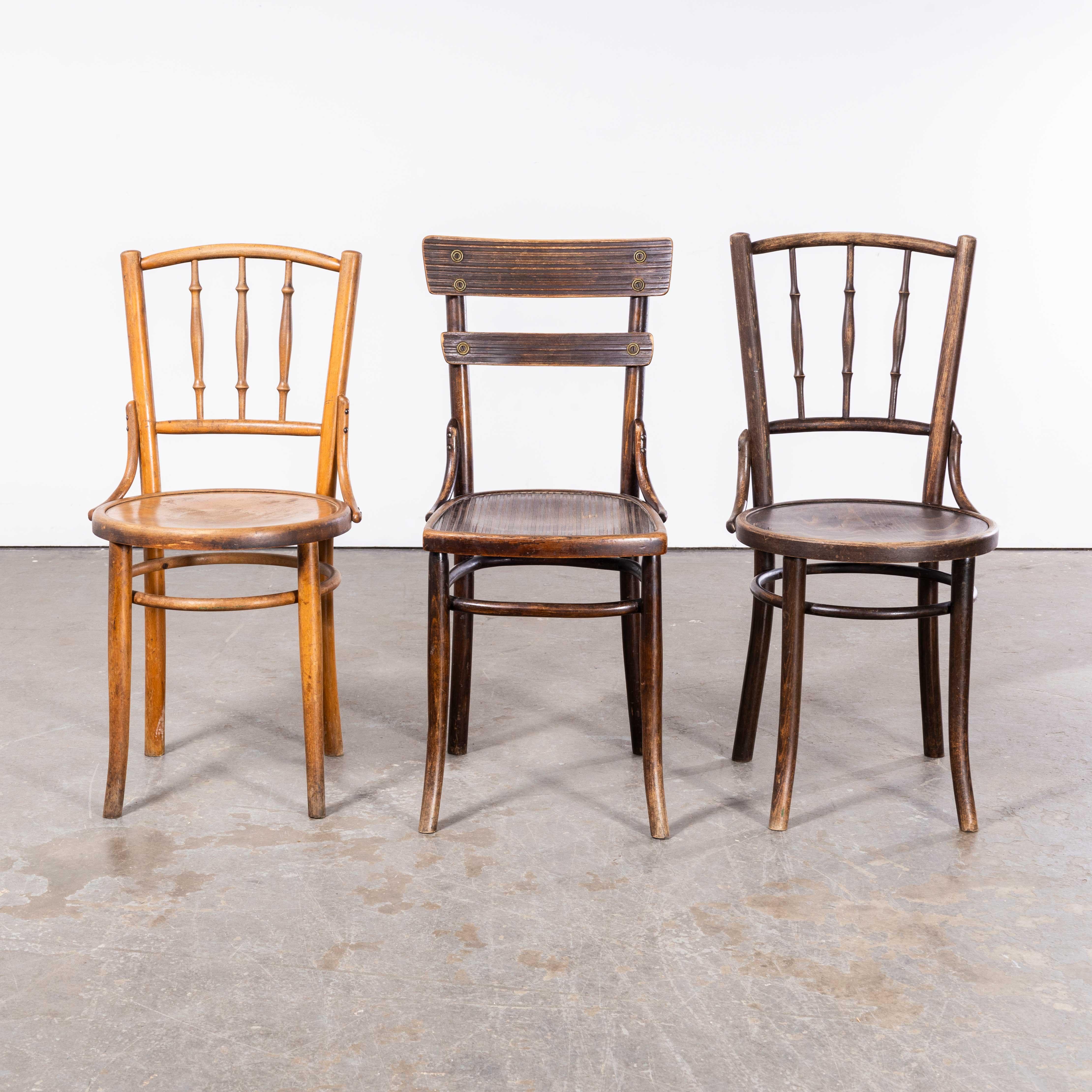 1940's Bentwood Debrecen Spindle Back Dining Chairs - Mixed - Good Qty Av For Sale 10