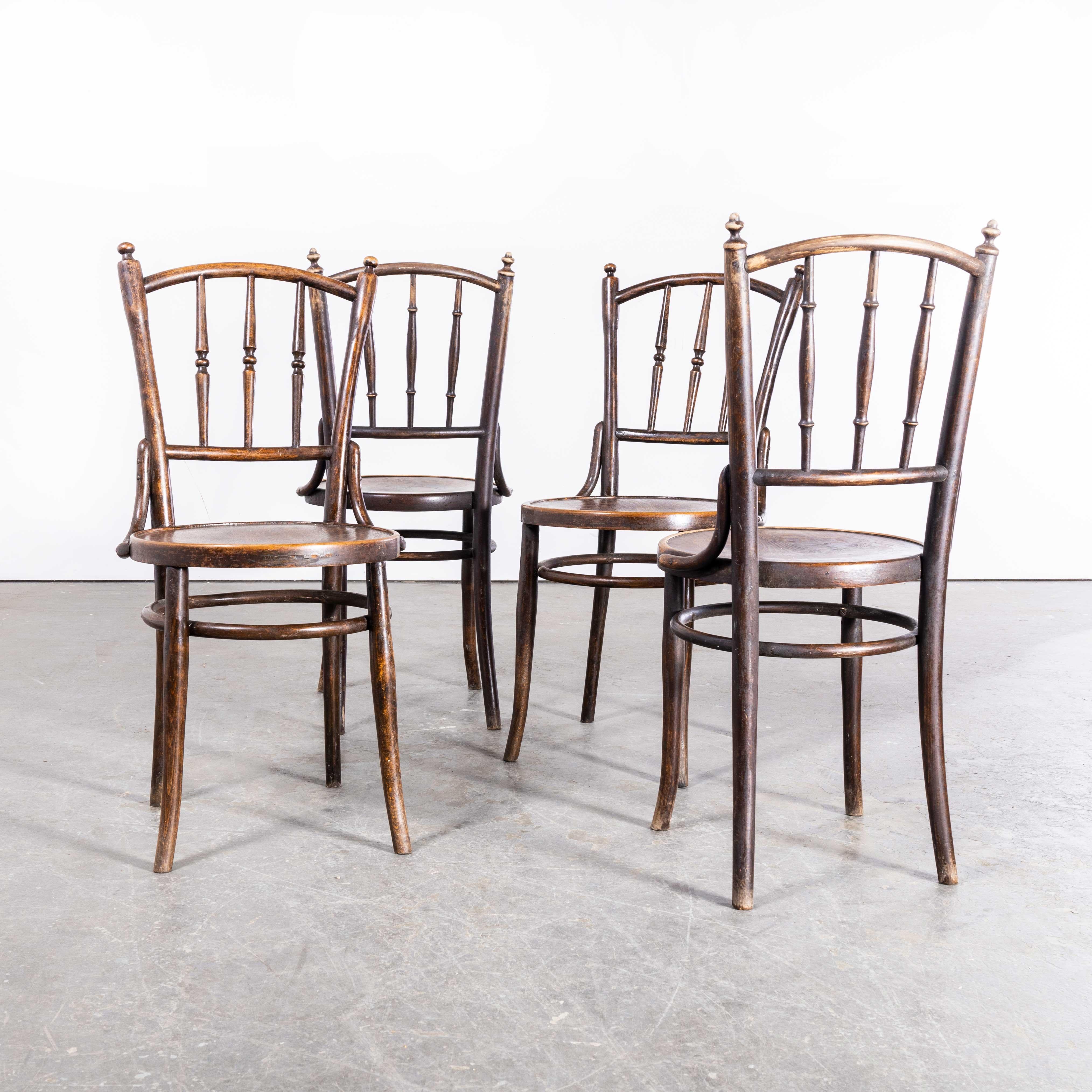 1940s Bentwood Debrecen Spindle Dining Chairs, Set of Four 3