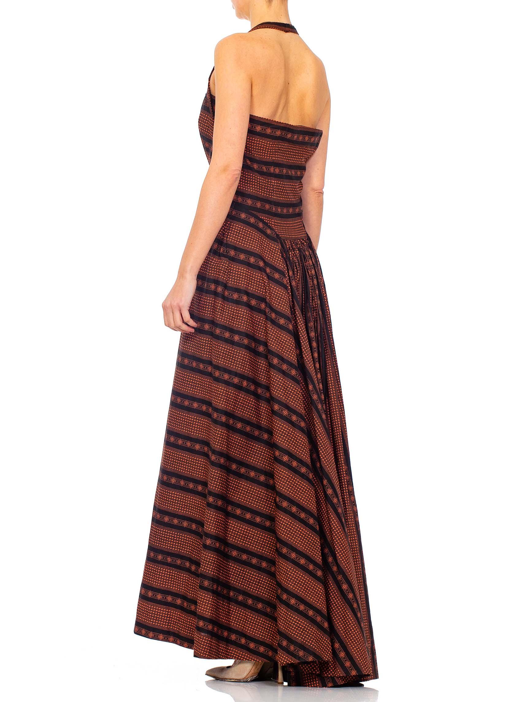 Women's 1940S Black & Rusty Orange Printed Cotton Summer Gown With Great Fullness Towar For Sale