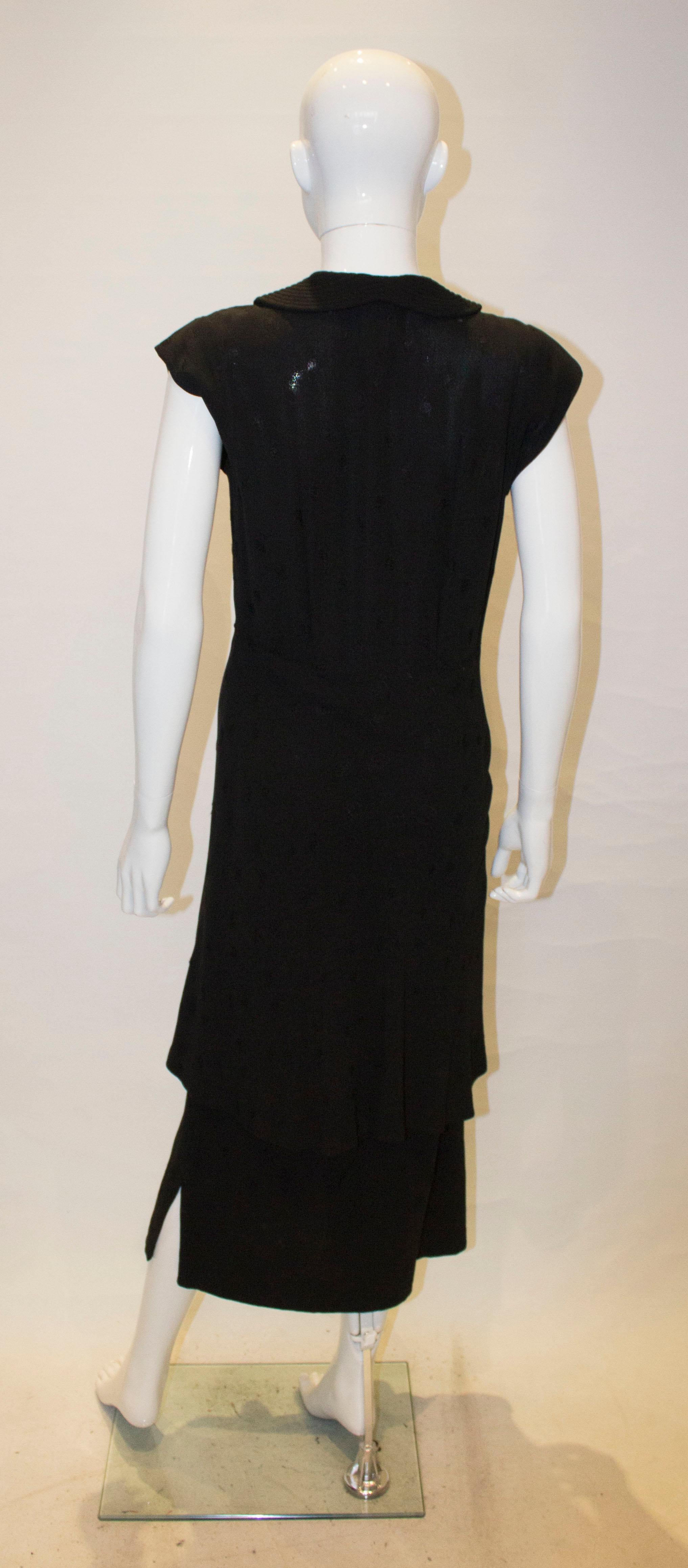 1940s Black Cocktail Dress with Cap Sleaves For Sale 2
