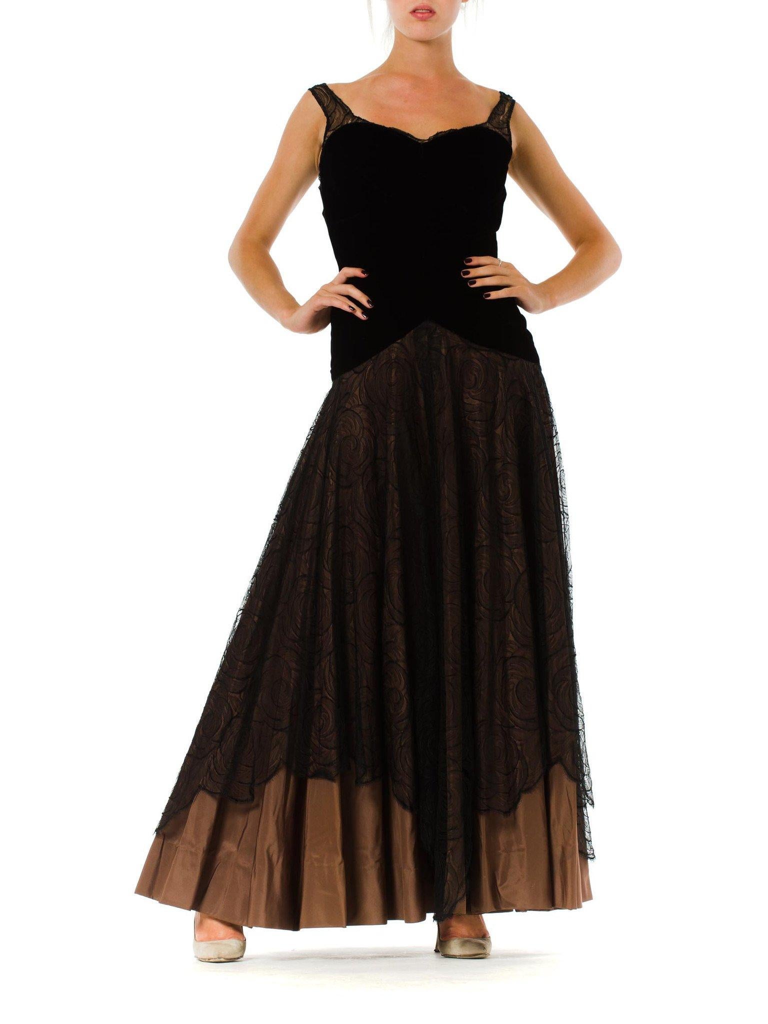 1940S Black & Copper Rayon Velvet Silk Taffeta Gown Layered In Chantilly Art Deco Rose Lace