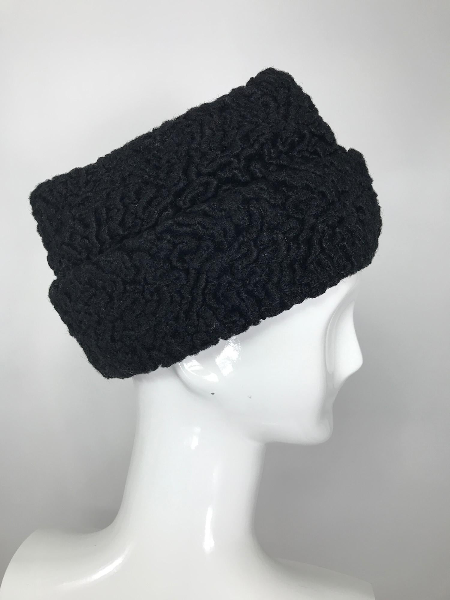 1940s Black Persian Lamb Angled Hat and Muff Purse Vintage For Sale 1