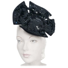 Chapeau de cocktail à paillettes noires des années 1940