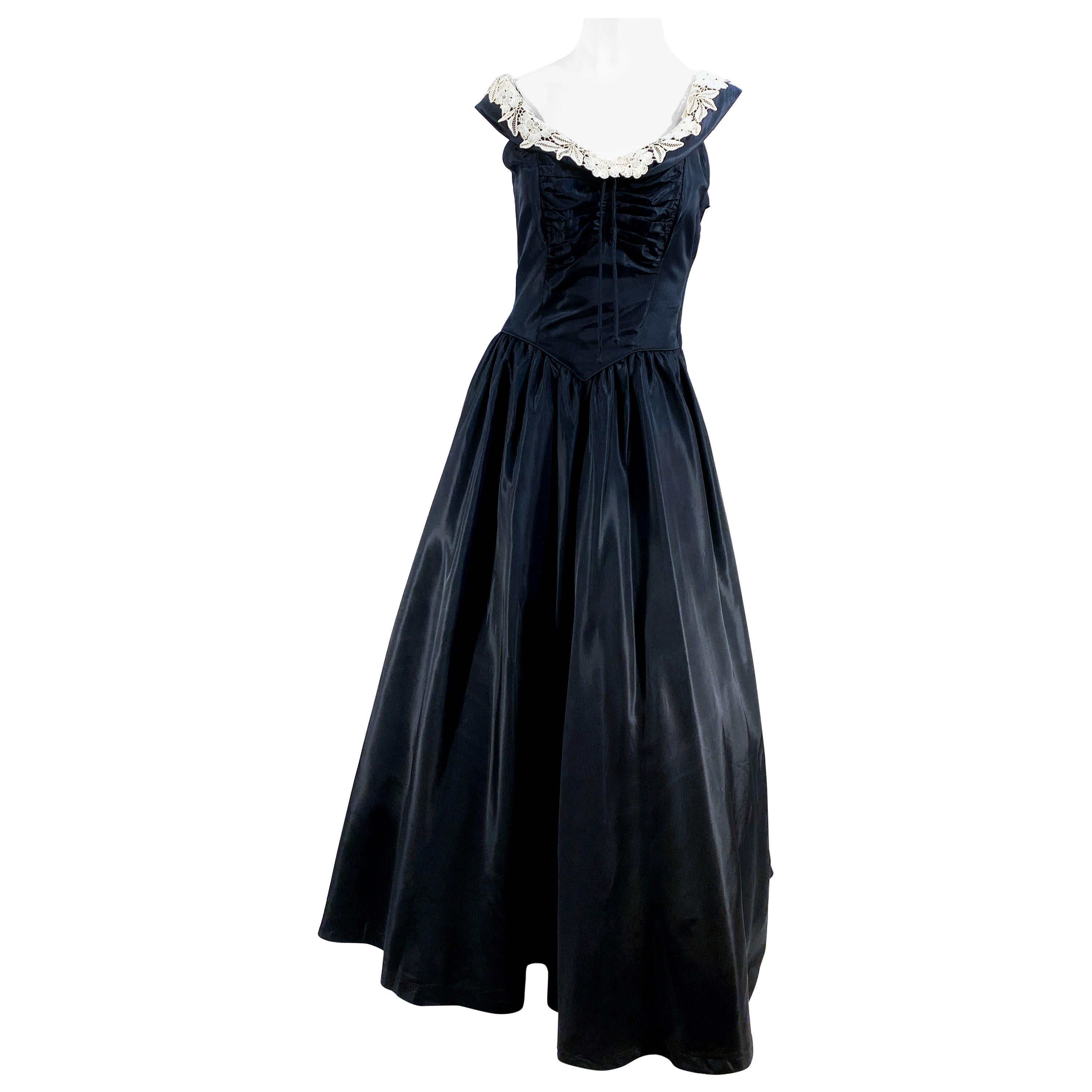 1940s Black Taffeta Fishtail Evening Gown