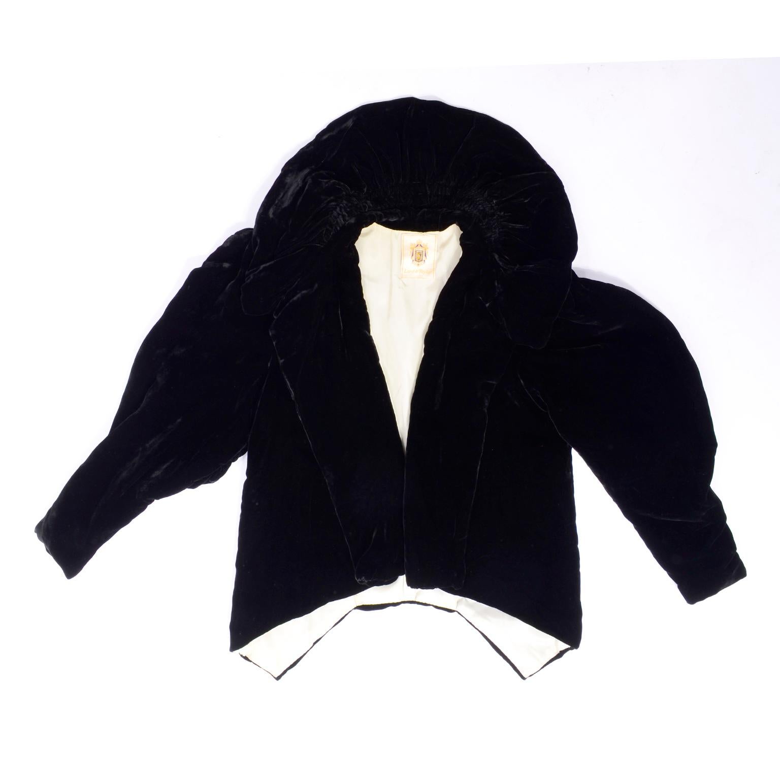 1940s Black Velvet Vintage Evening Jacket W Swing Back & Gathered Puff Sleeves 12