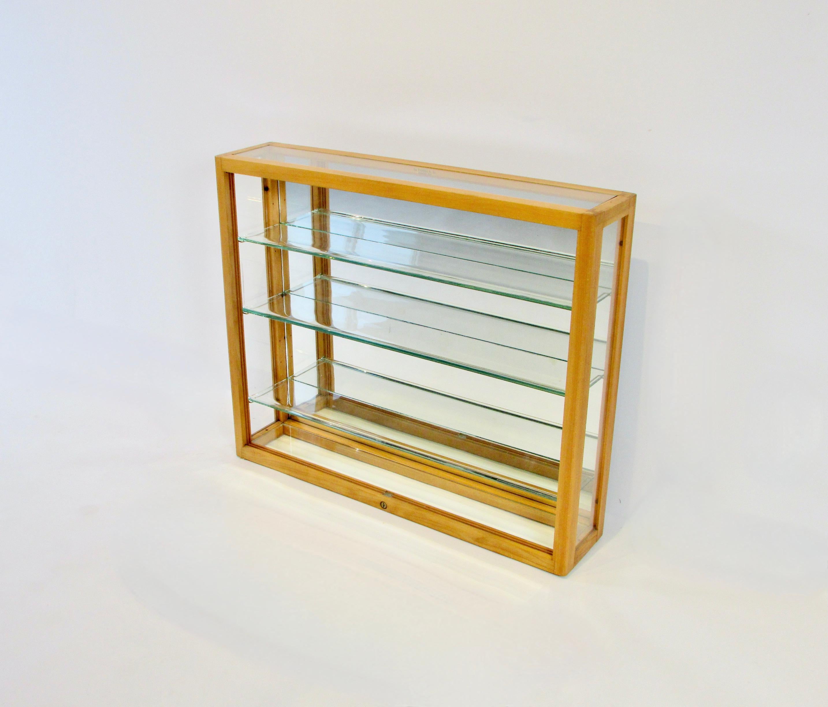 Mid-Century Modern 1940s Blonde Wood with Glass Collectors Showcase For Sale