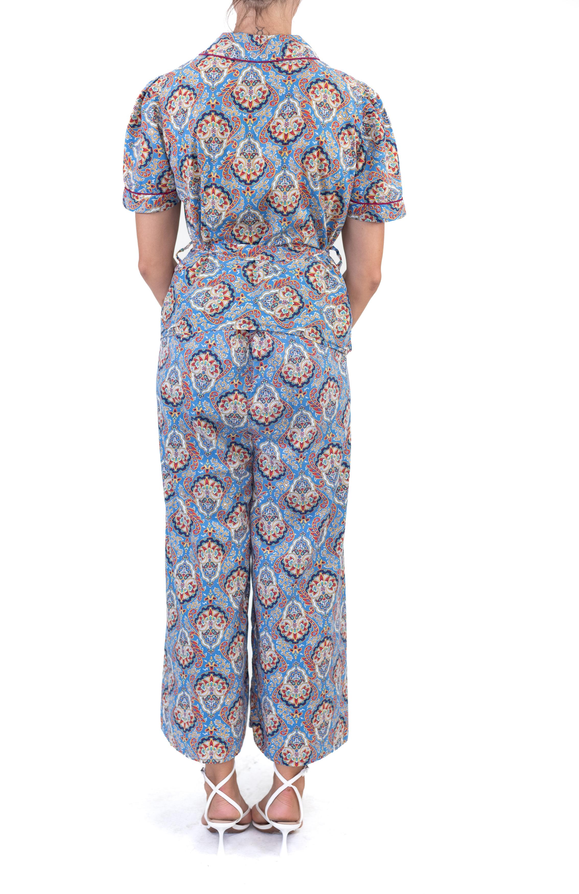 Pajamas en rayonne bleue à motif cachemire des années 1940 Pour femmes en vente