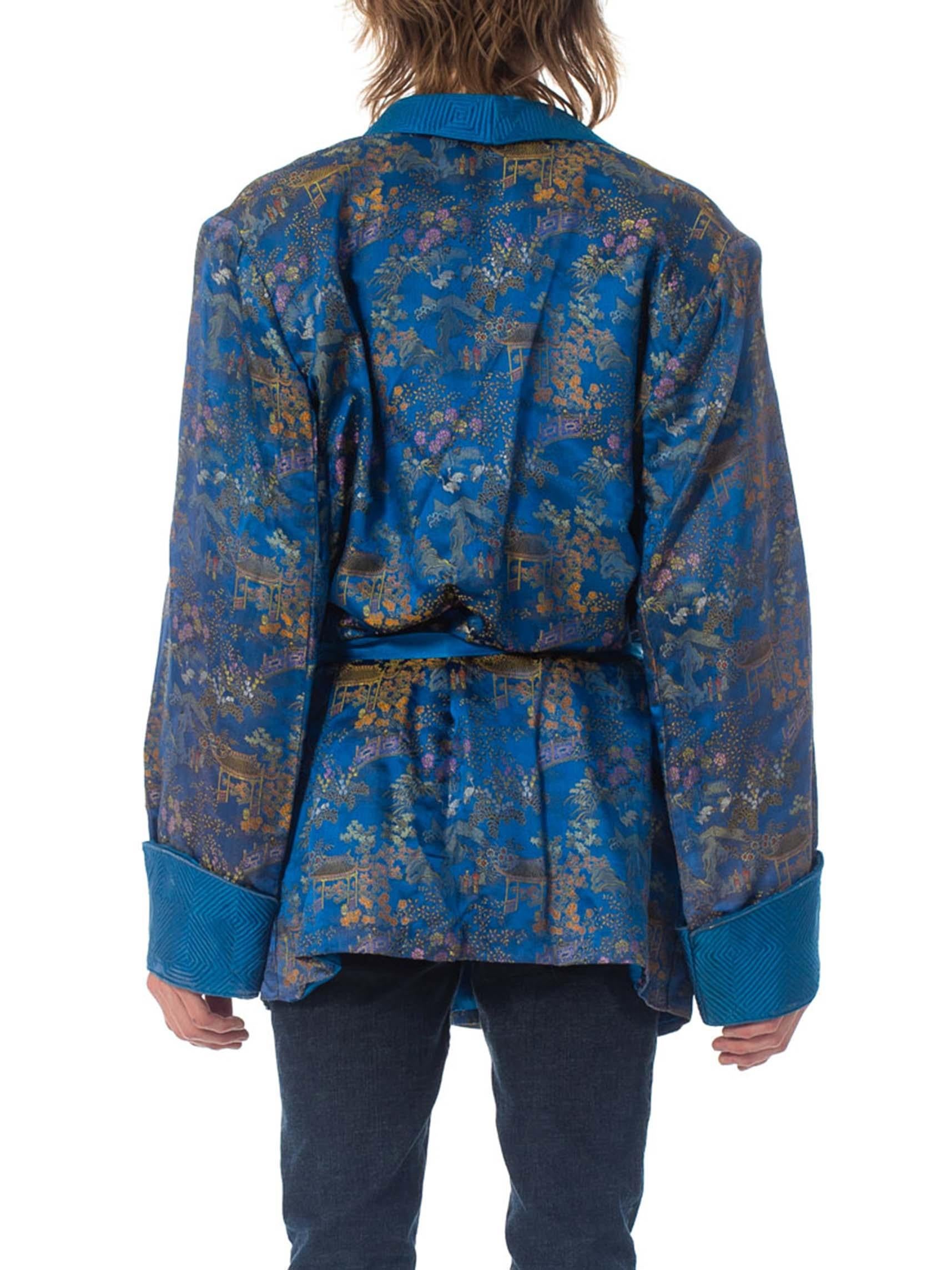 1940S Blue & Gold Silk Brocade Mens Smoking Jacket With Belt 4