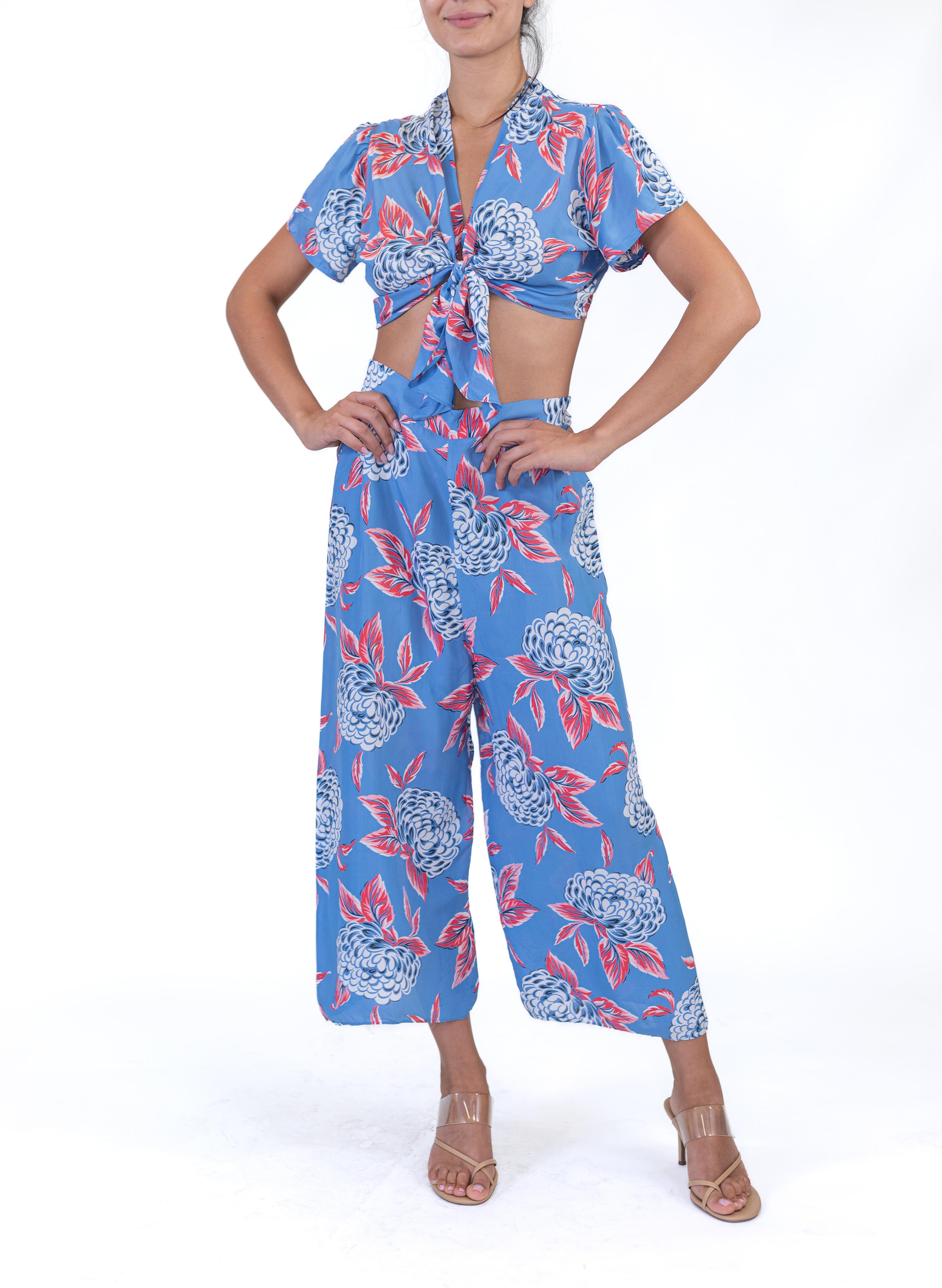 Women's 1940S Blue & Pink Cold Rayon Floral Crop Top Pants Pajamas For Sale