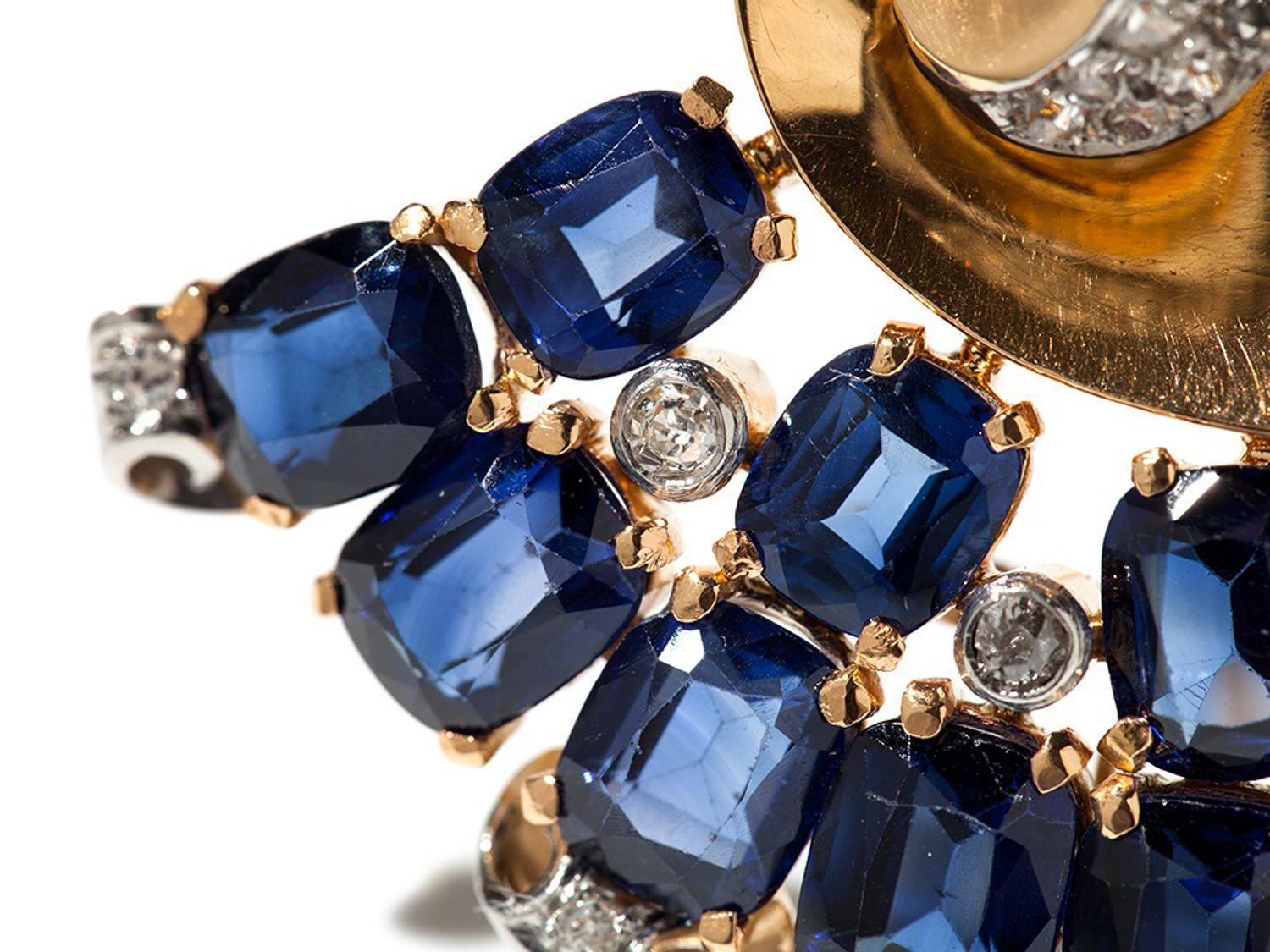 1940s Blue Sapphire Diamond Yellow Gold Platinum Brooch For Sale 1