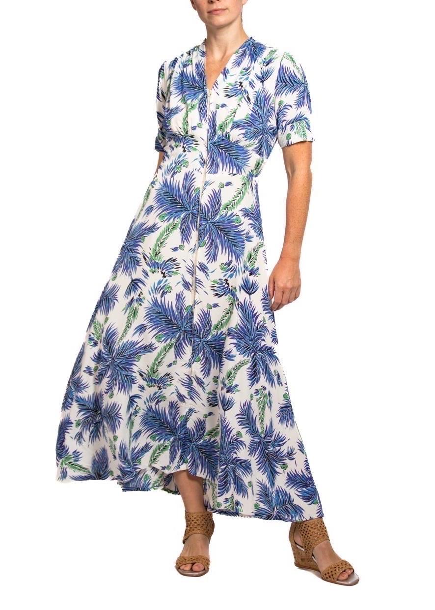 1940S Blue & White Cold Rayon Floral Print Zip-Front Dress For Sale 5