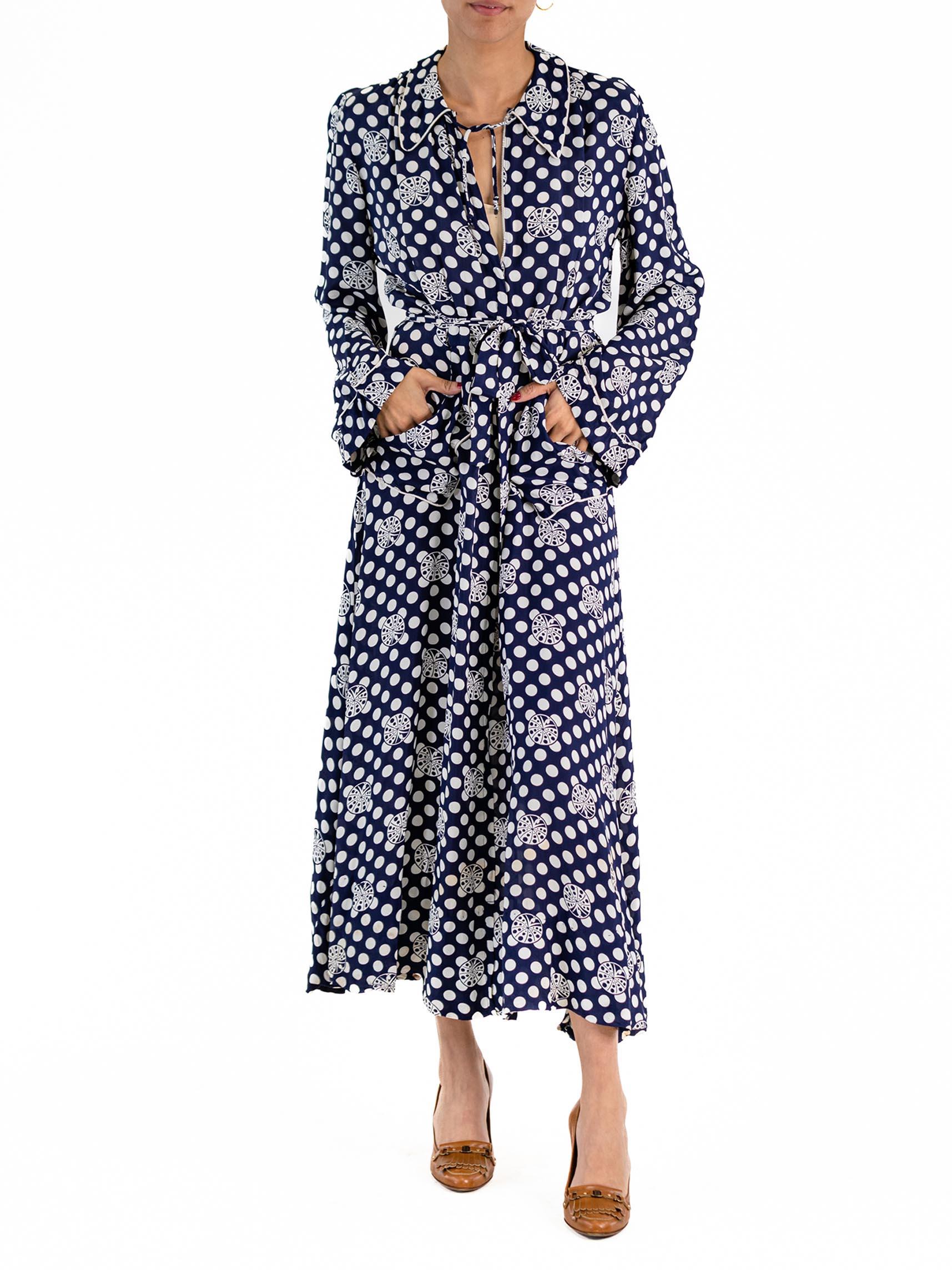 Women's 1940S Blue & White Cold Rayon Polka Dot Dress With Zipper Front Pockets For Sale