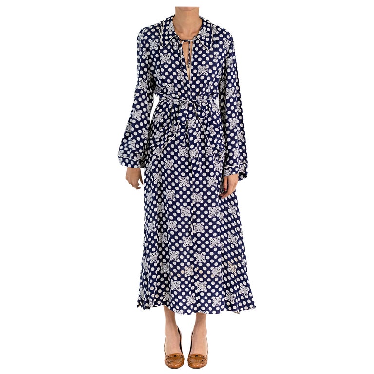 1940S Blue and White Cold Rayon Polka Dot Dress With Zipper Front Pockets  For Sale at 1stDibs