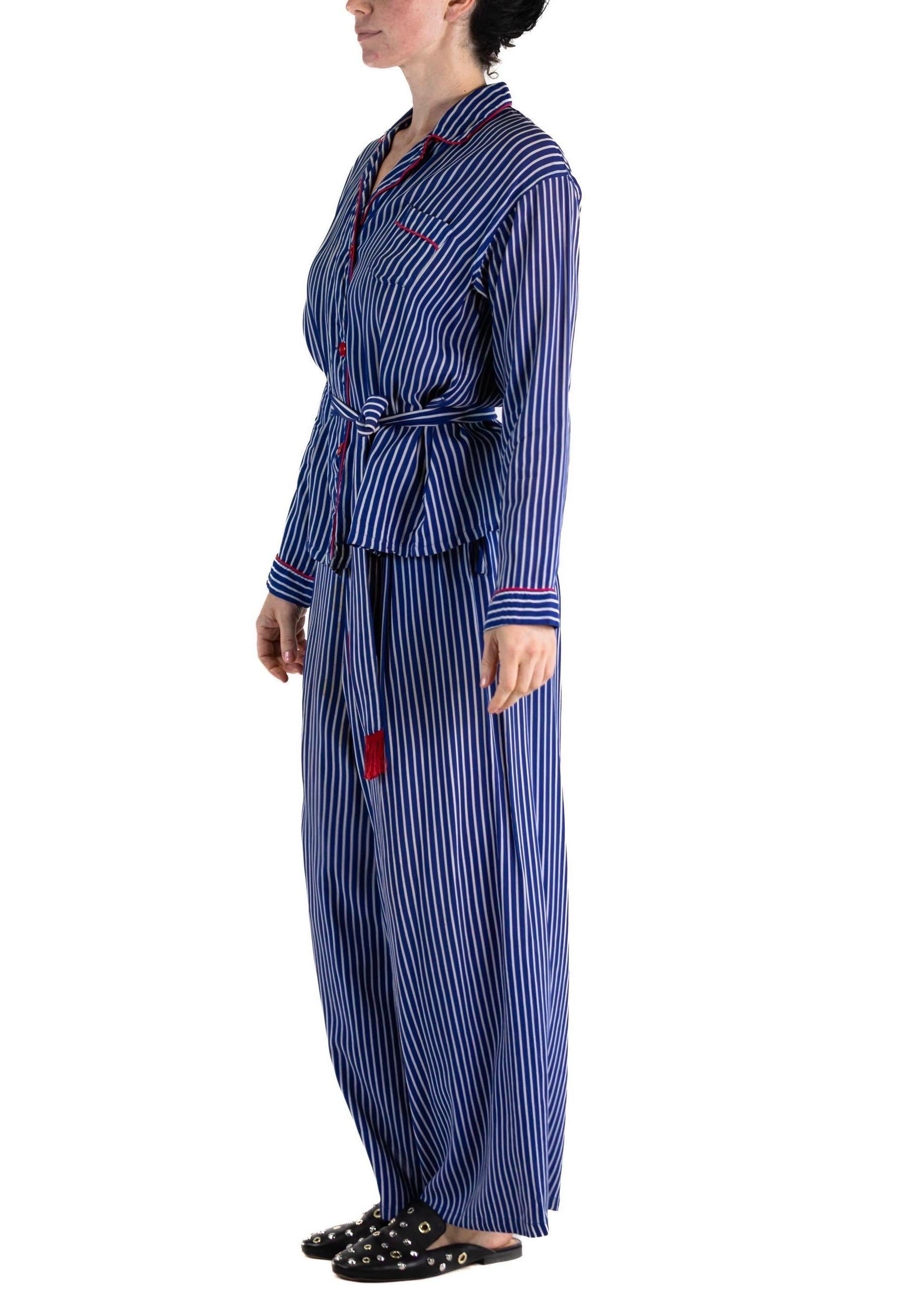 1940S Blue & White Rayon Pajamas With Red Piping For Sale 6