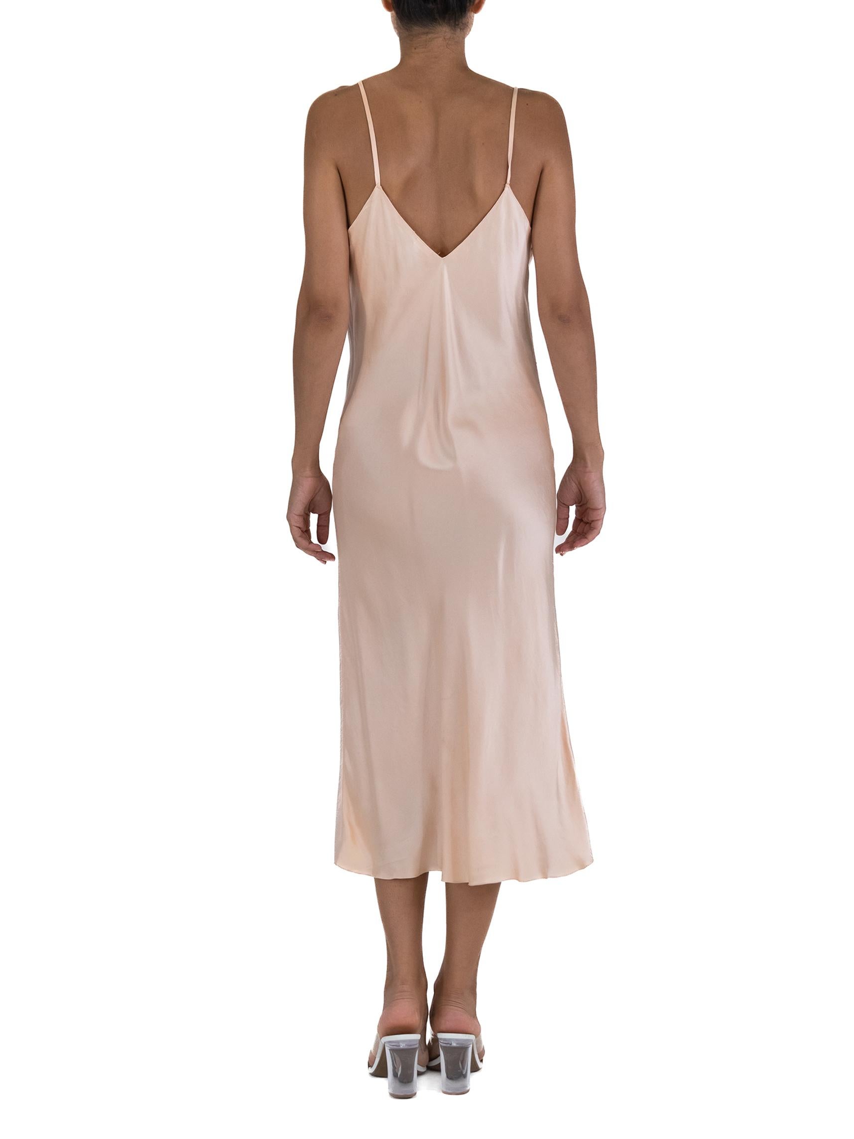 1940S Bontell Peach Silk Slip All Handmade With Lace Detail For Sale 3