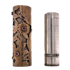 1940's Boucheron Paris 18 Karat Yellow Gold Silver Cabochon Ruby Lipstick Holder