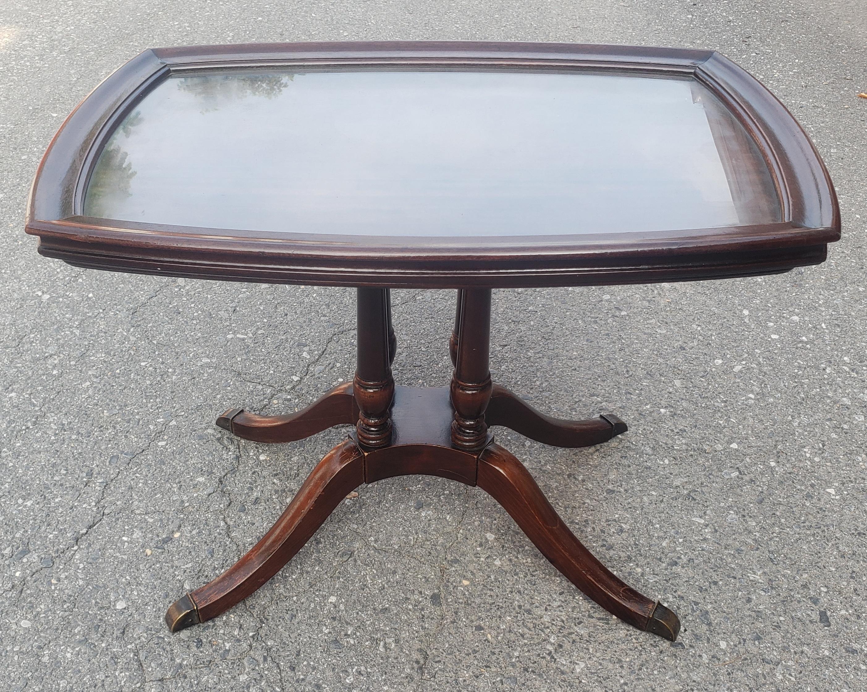 1940s Brandt Furniture Mahogany Side Table with Glass Tray For Sale 3