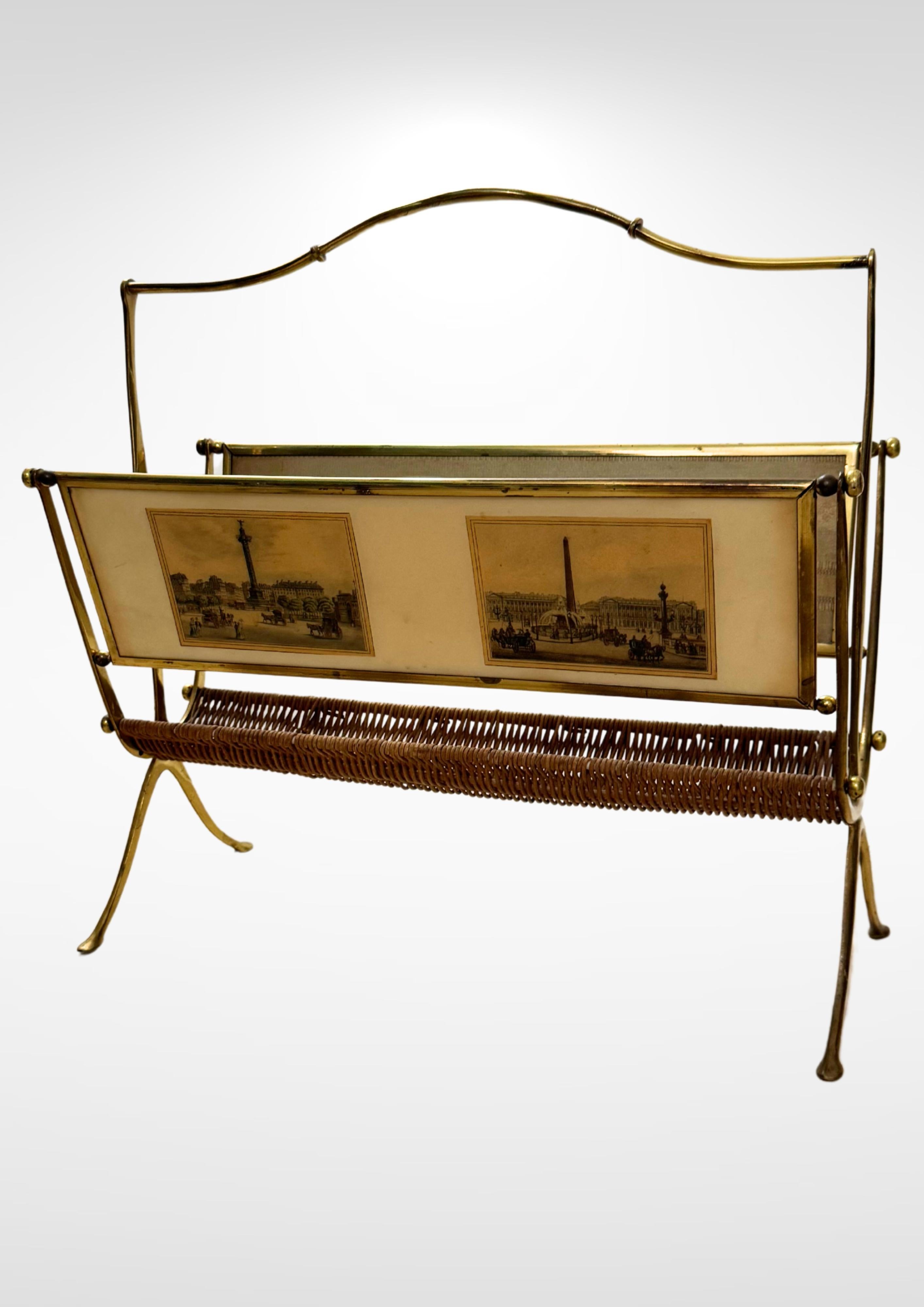 Porte-revues en laiton et rotin tressé de la Maison Baguès, fabriqué en France dans les années 1940.
Elegant porte-revues en laiton avec un magnifique cadre à volutes et une base de maintien en rotin tressé à la main.
Les panneaux latéraux