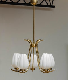 Década de 1940, Araña de latón de Harald Notini para Böhlmarks,  Suecia