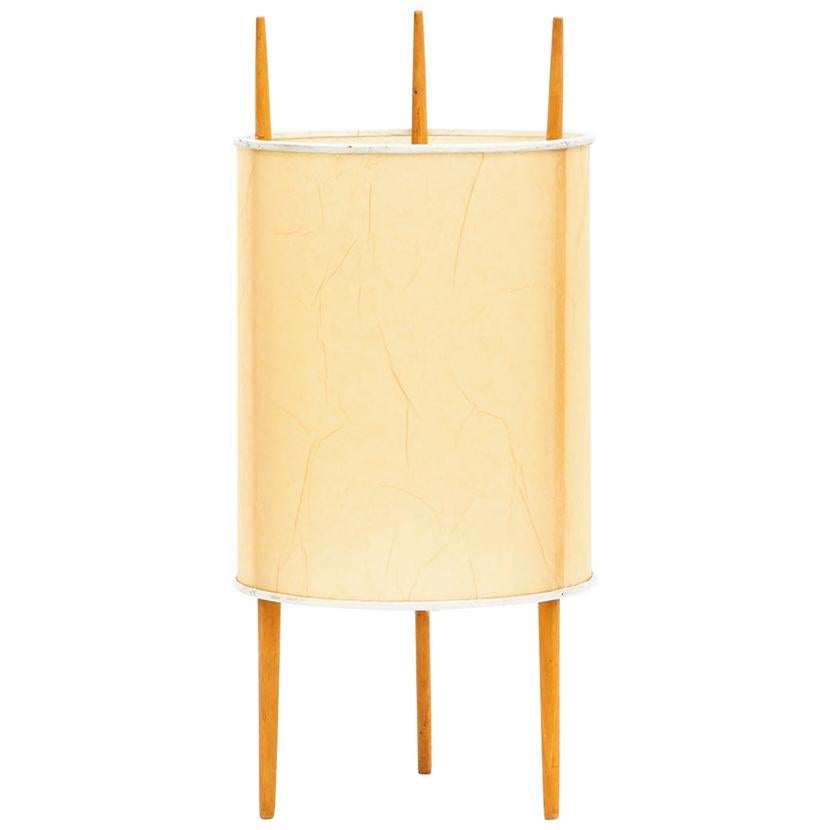 1940s Bright Sculptural Table Lamp by Isamu Noguchi 'F'
