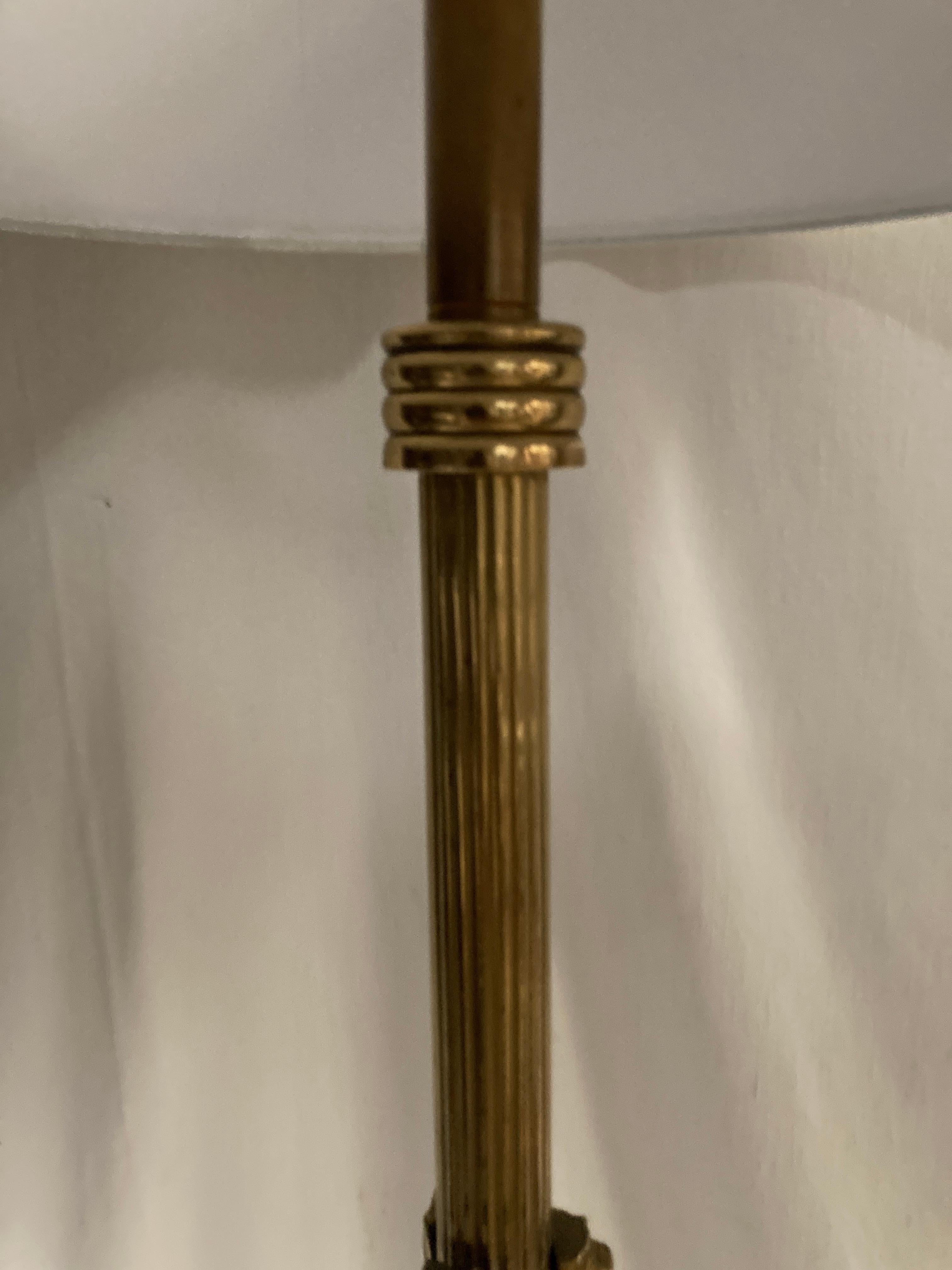 Lámpara de sobremesa de bronce de 1940 de Maison Baguès Bronce en venta
