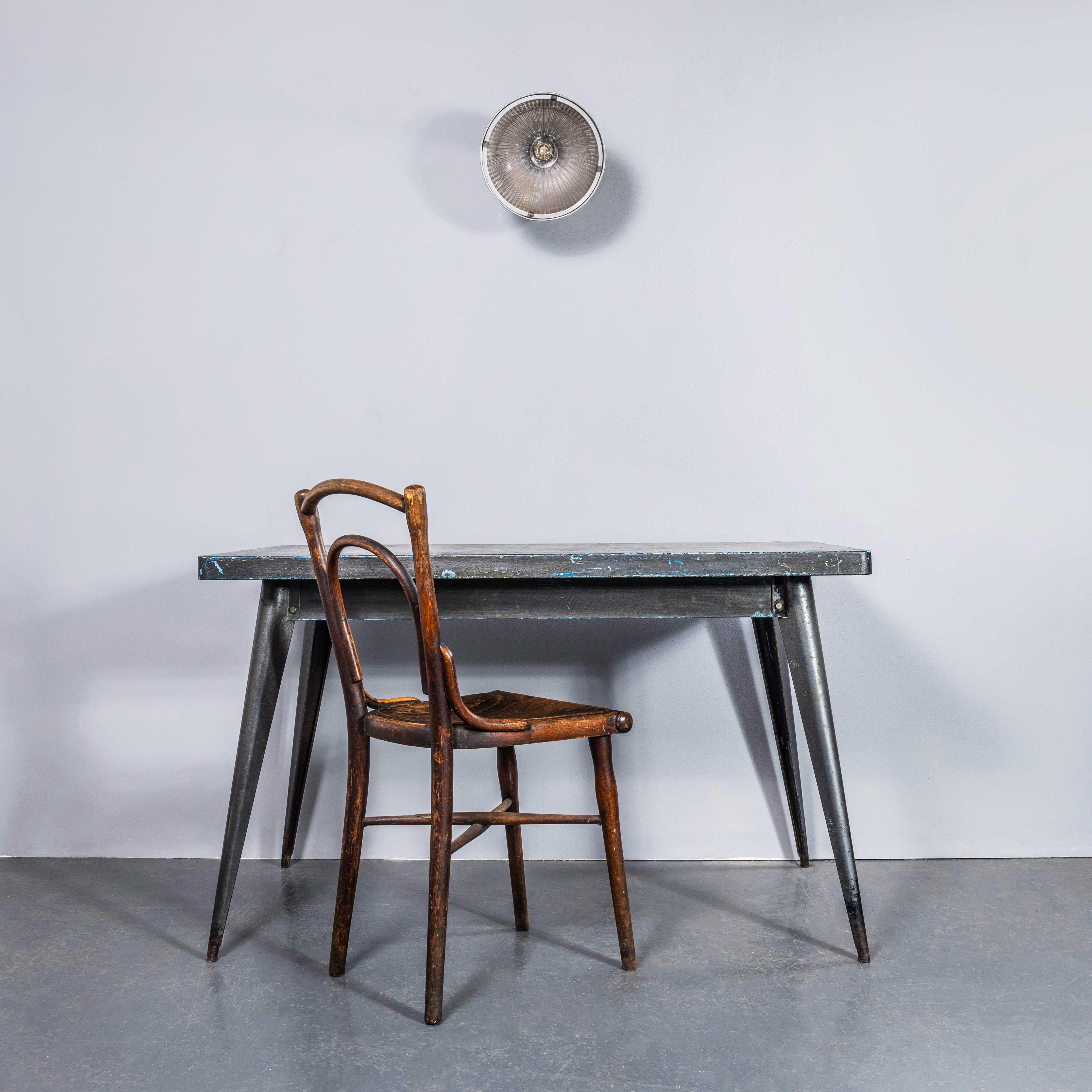 1940's Bronzed Holophane Spun Aluminium Adjustable Lamp In Good Condition For Sale In Hook, Hampshire